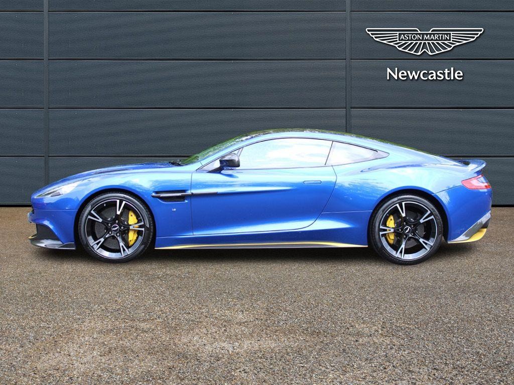 Aston Martin Vanquish Image 16