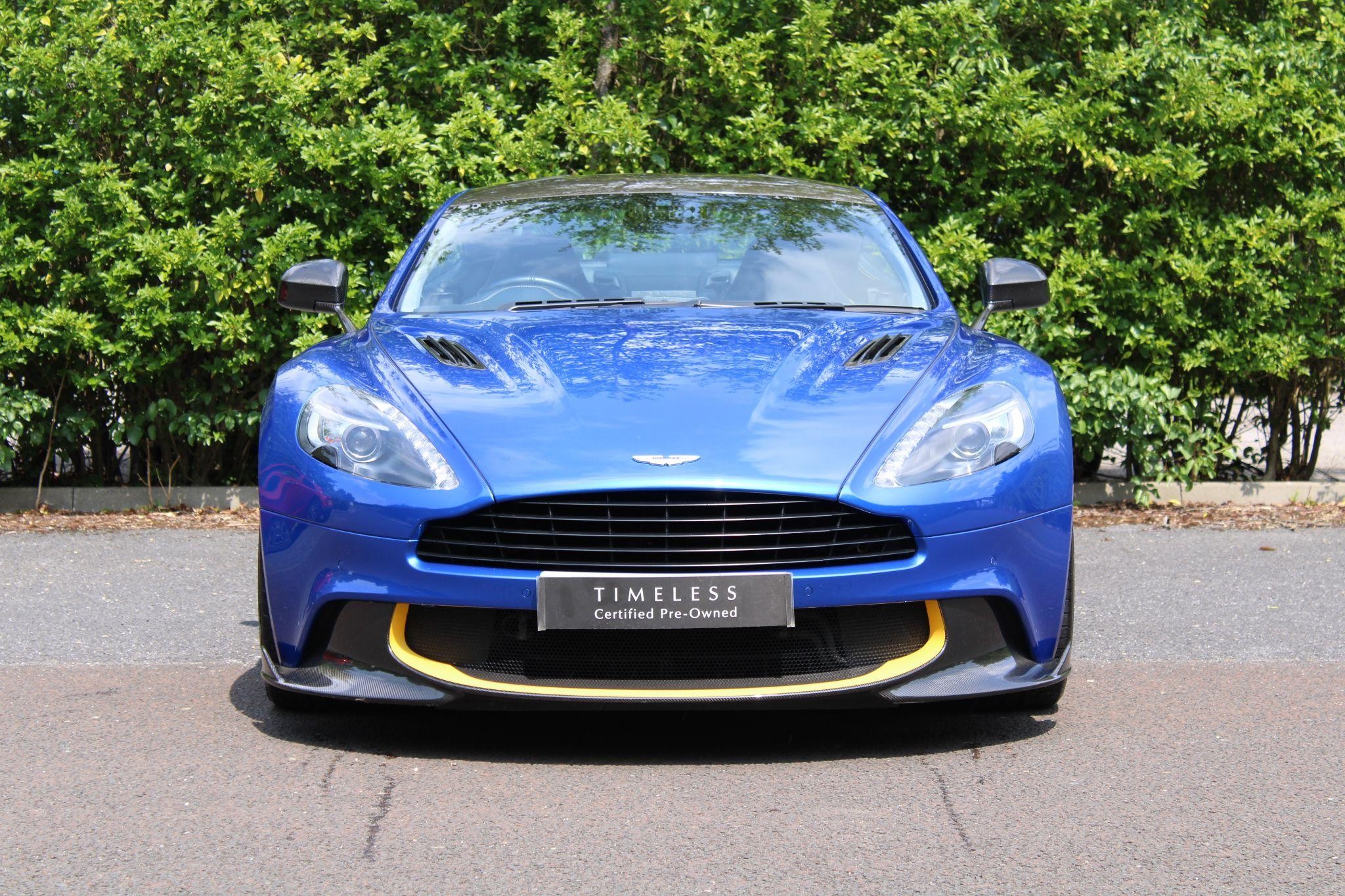 Aston Martin Vanquish Image 24