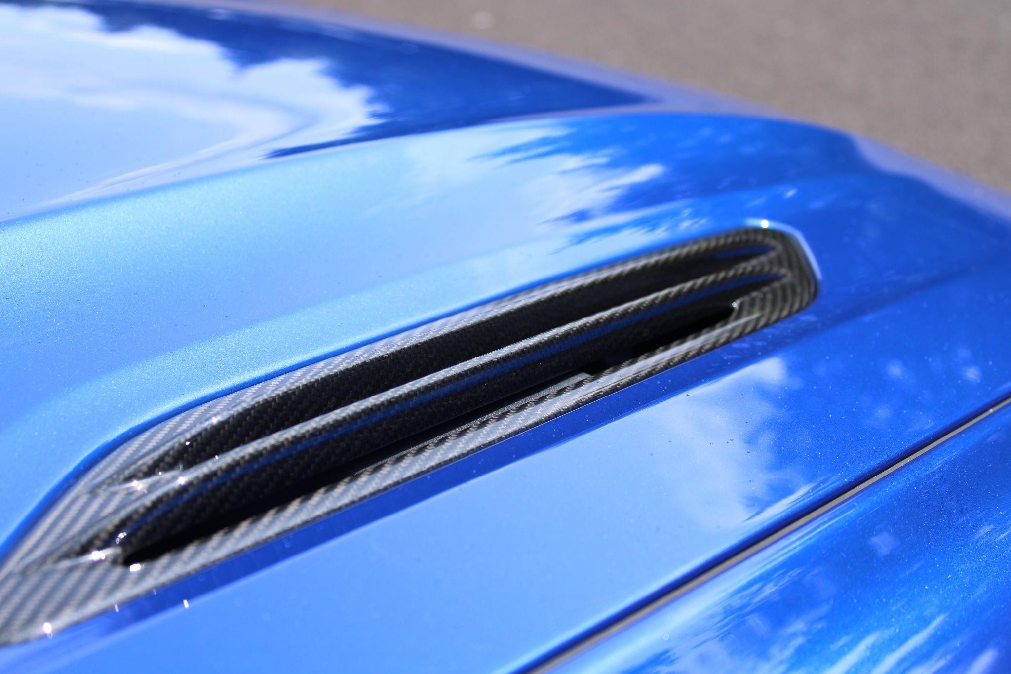Aston Martin Vanquish Image 32