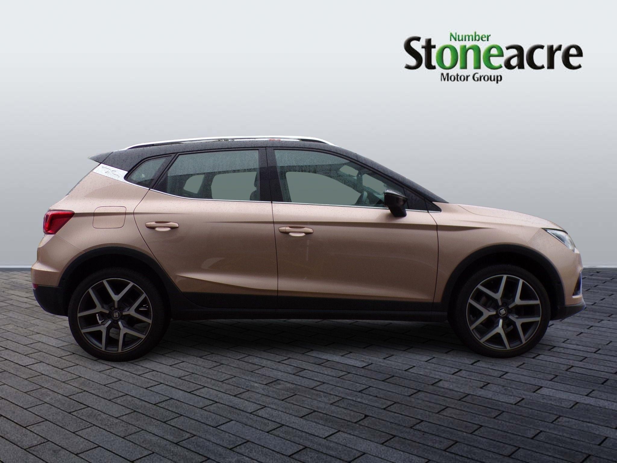 SEAT Arona Image 2