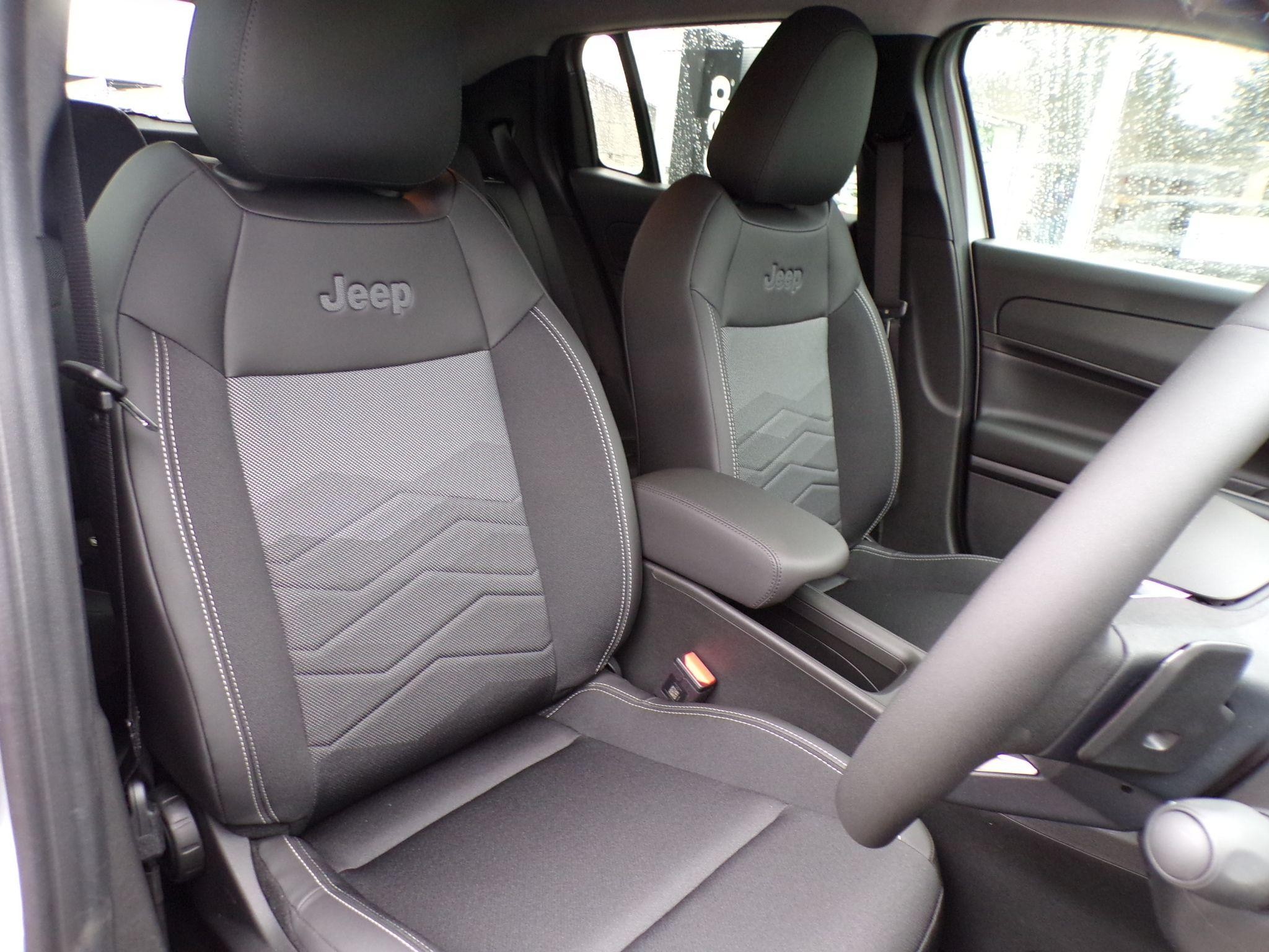 Jeep Avenger Image 14