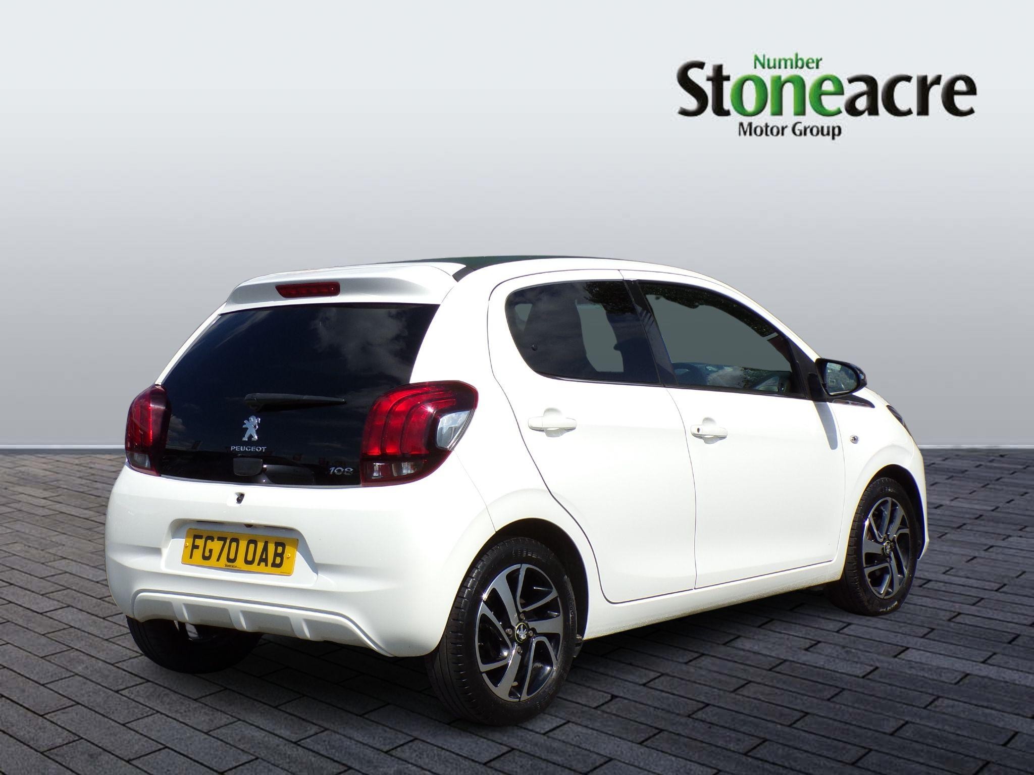 Peugeot 108 Image 8