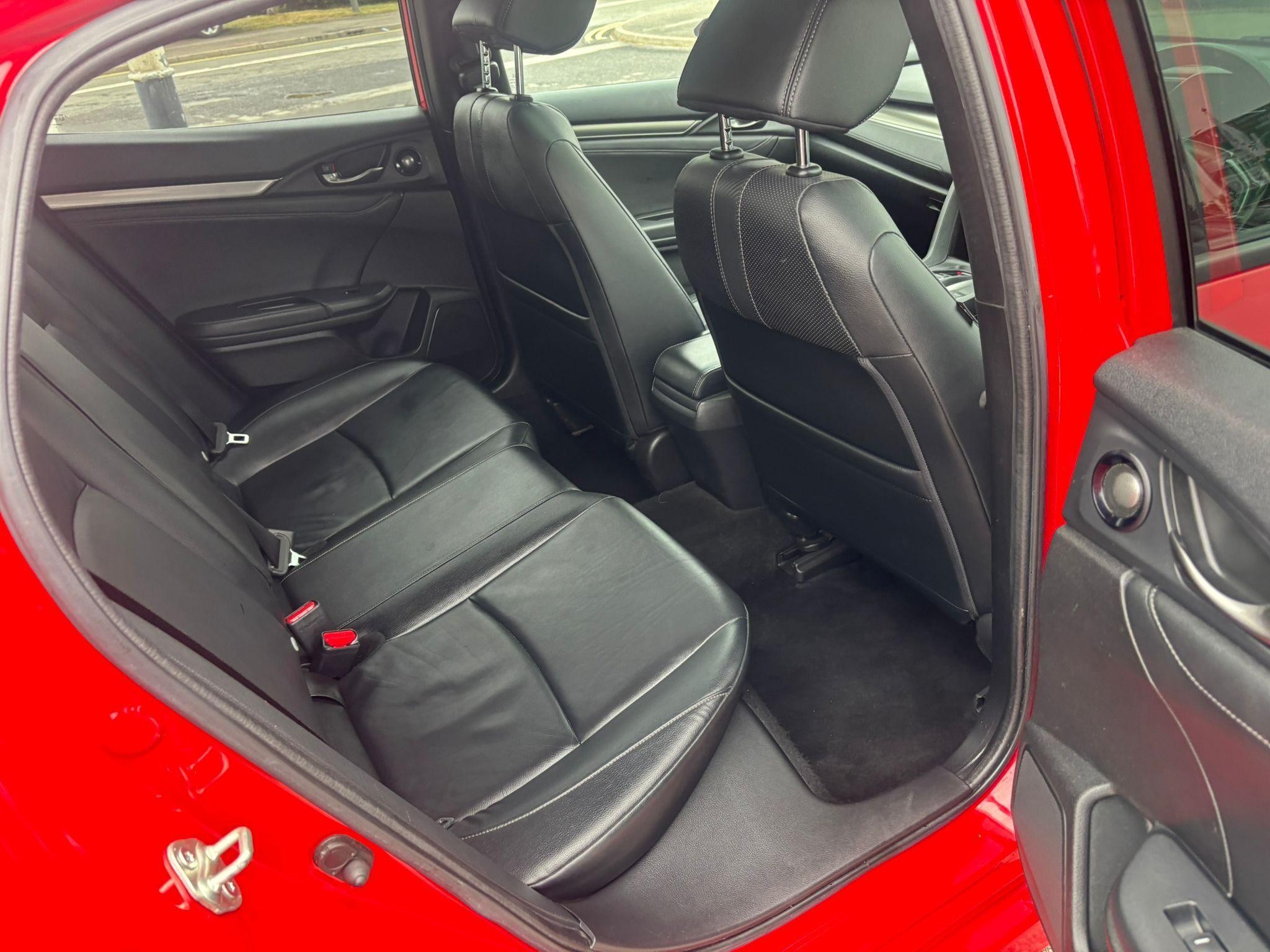 Honda Civic Image 17