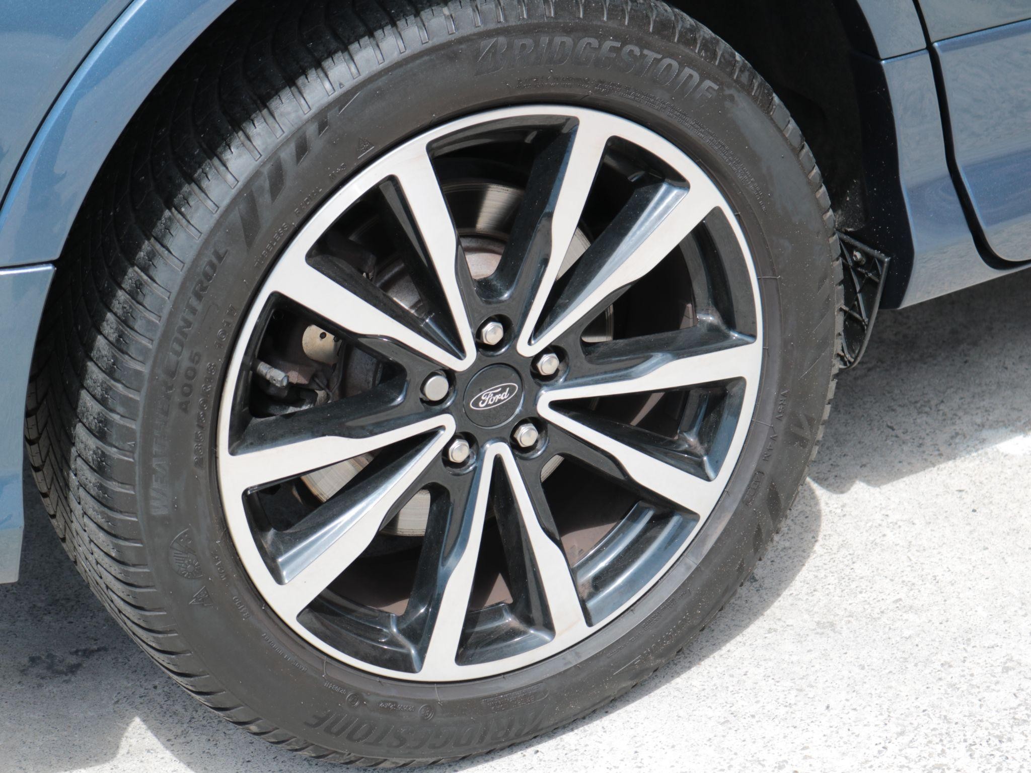 Ford Kuga Image 9