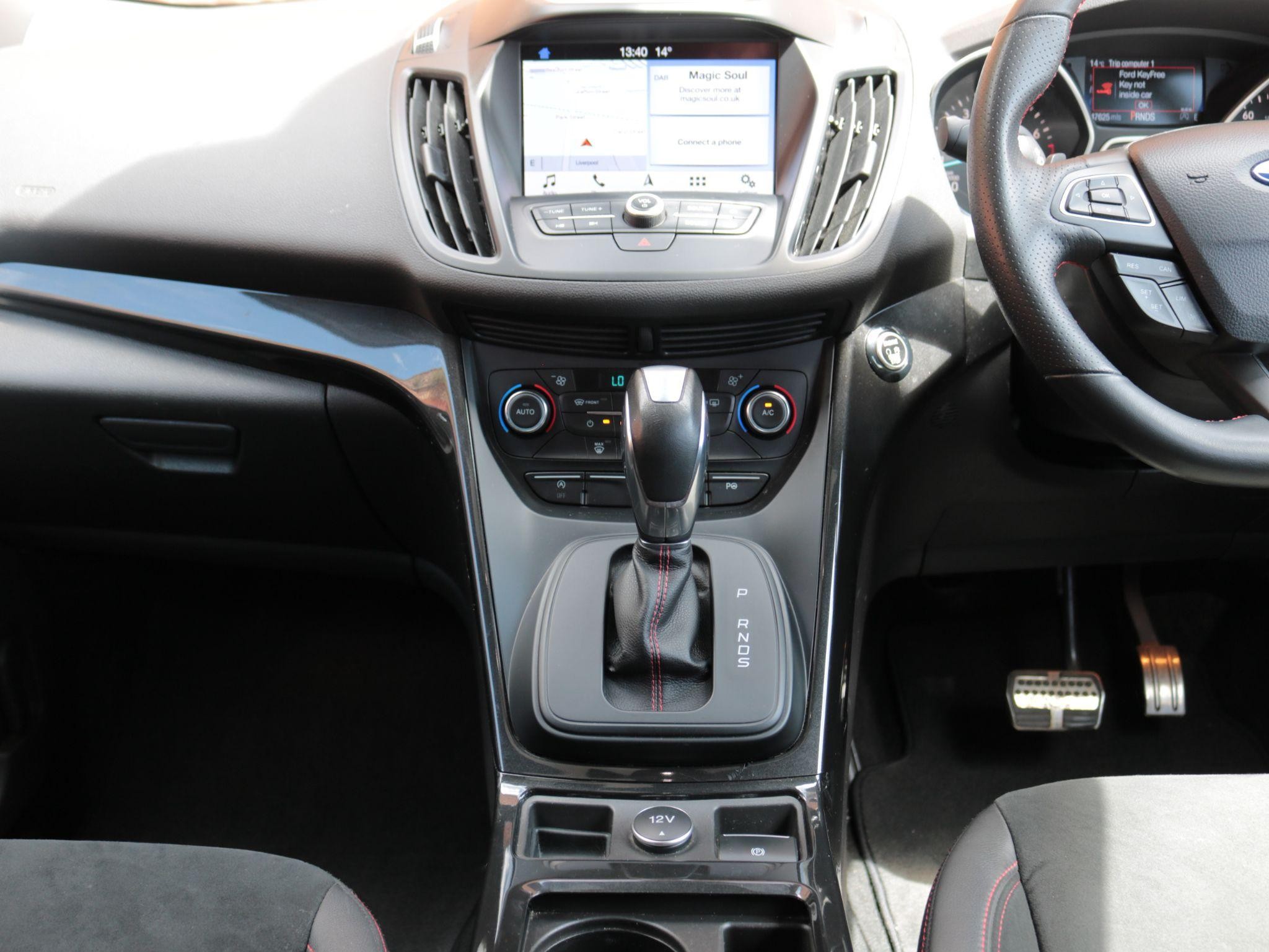 Ford Kuga Image 20