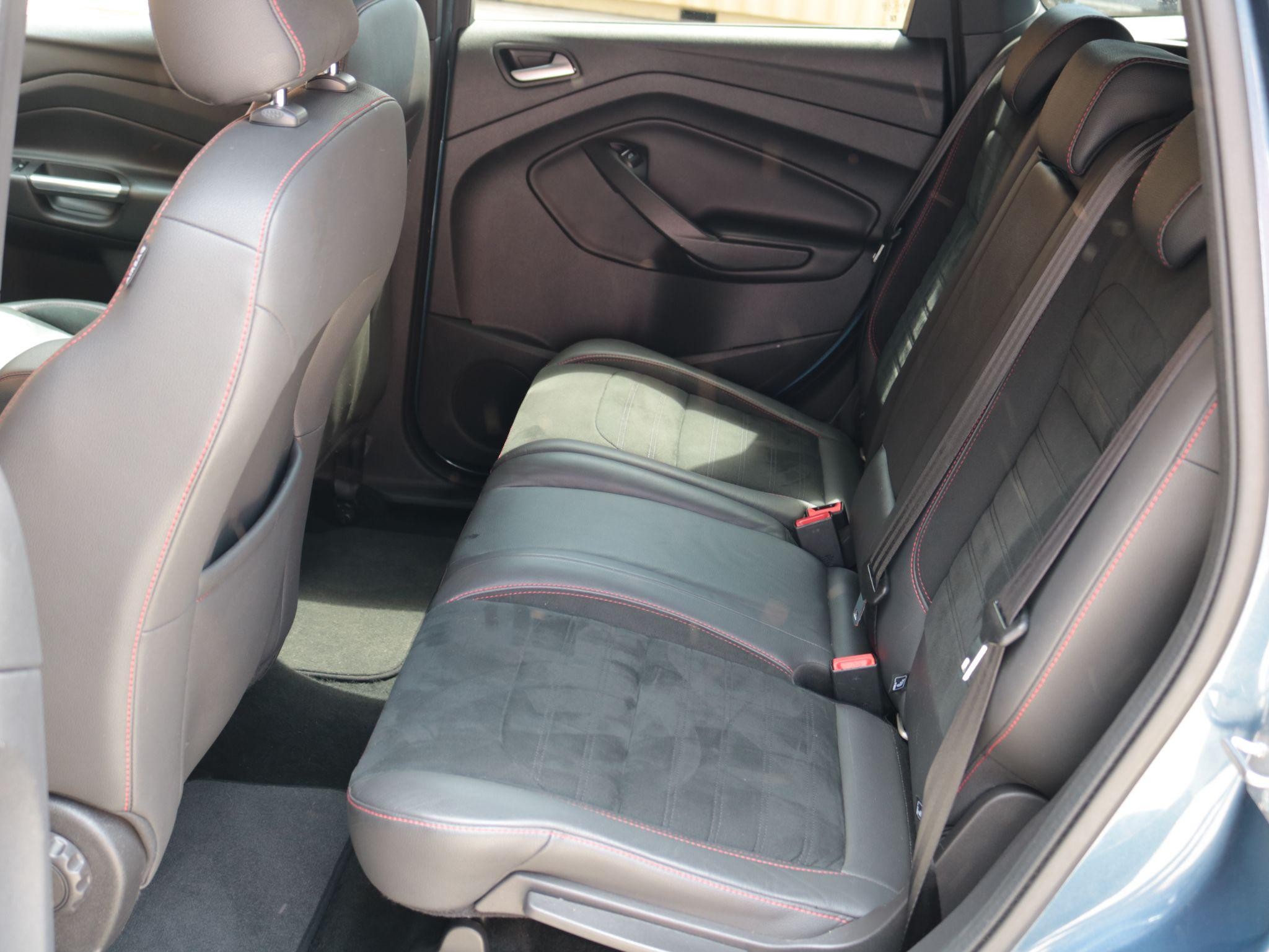 Ford Kuga Image 22