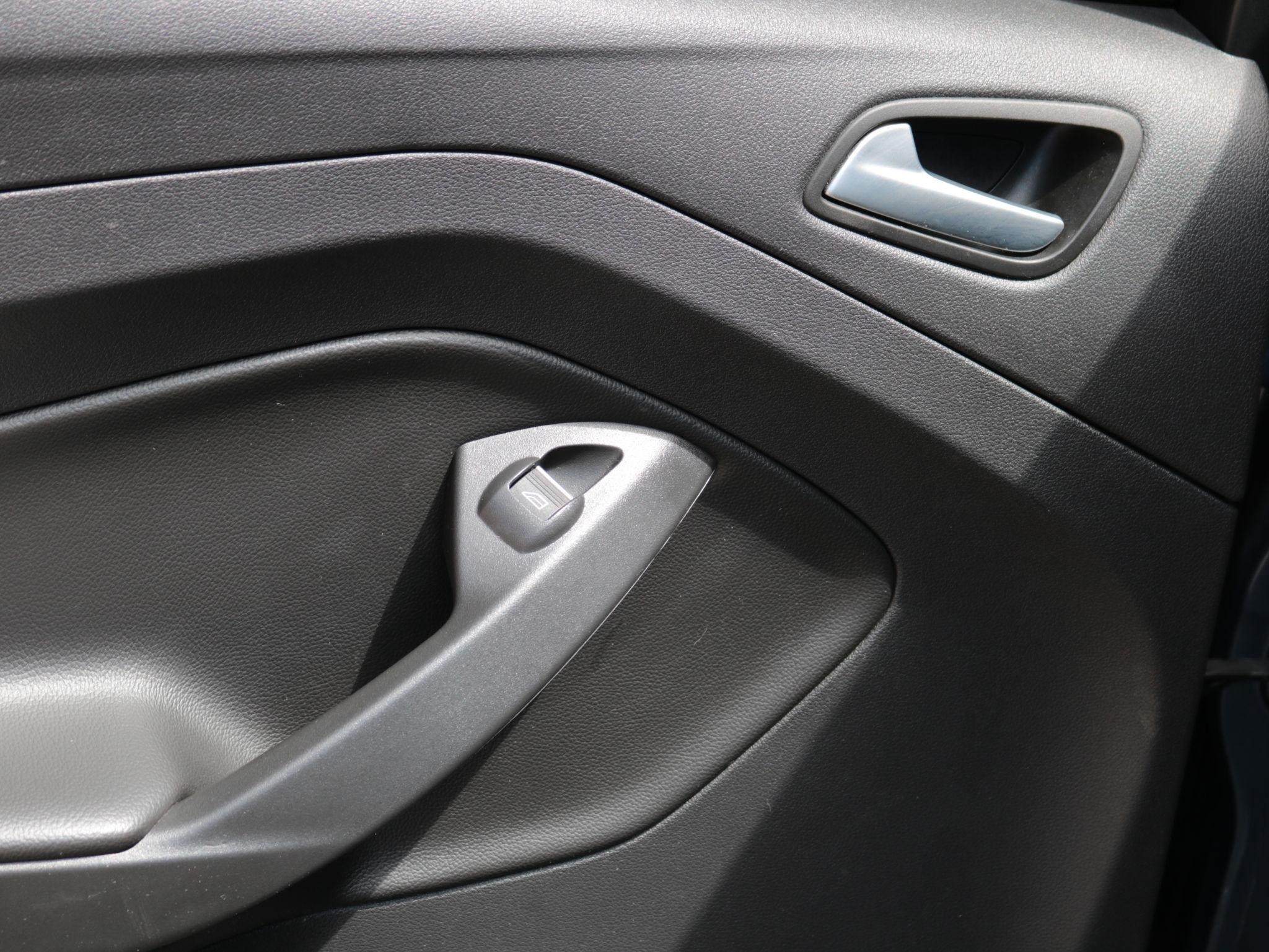 Ford Kuga Image 23