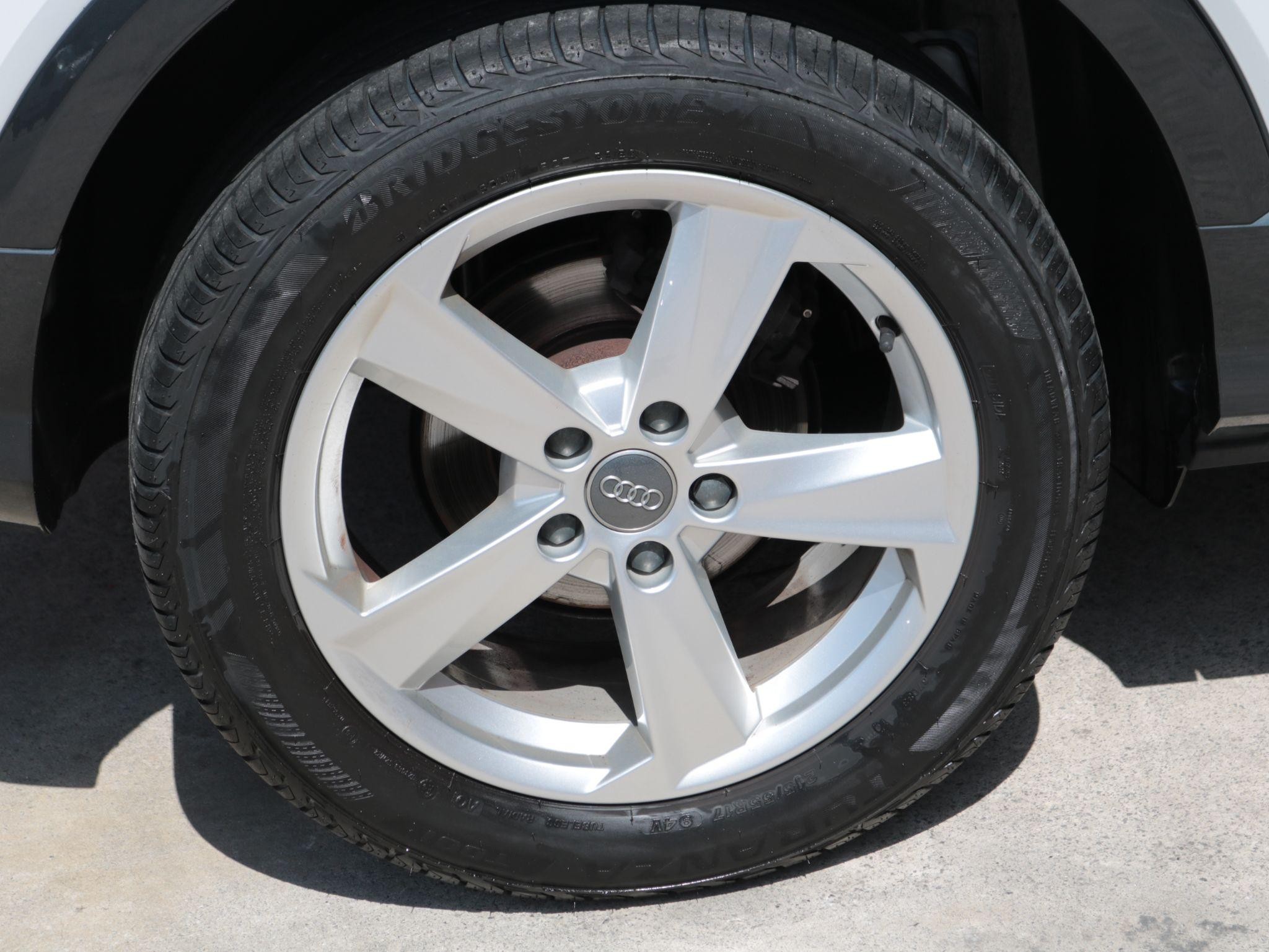 Audi Q2 Image 9