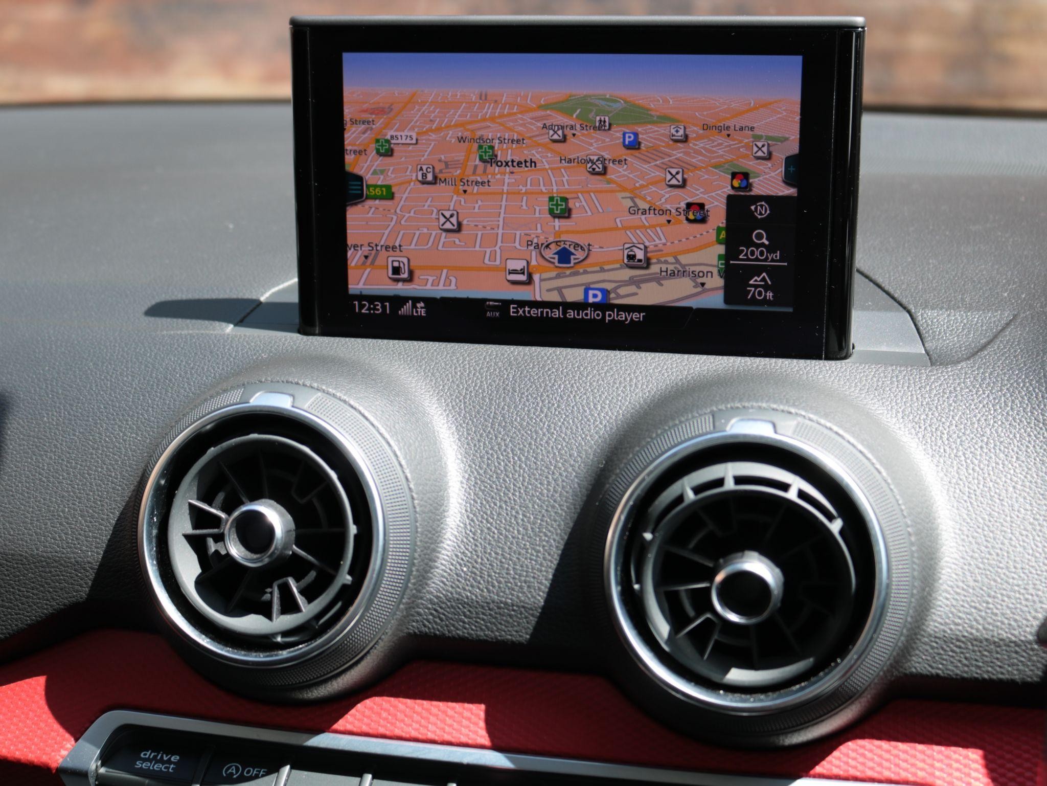 Audi Q2 Image 17