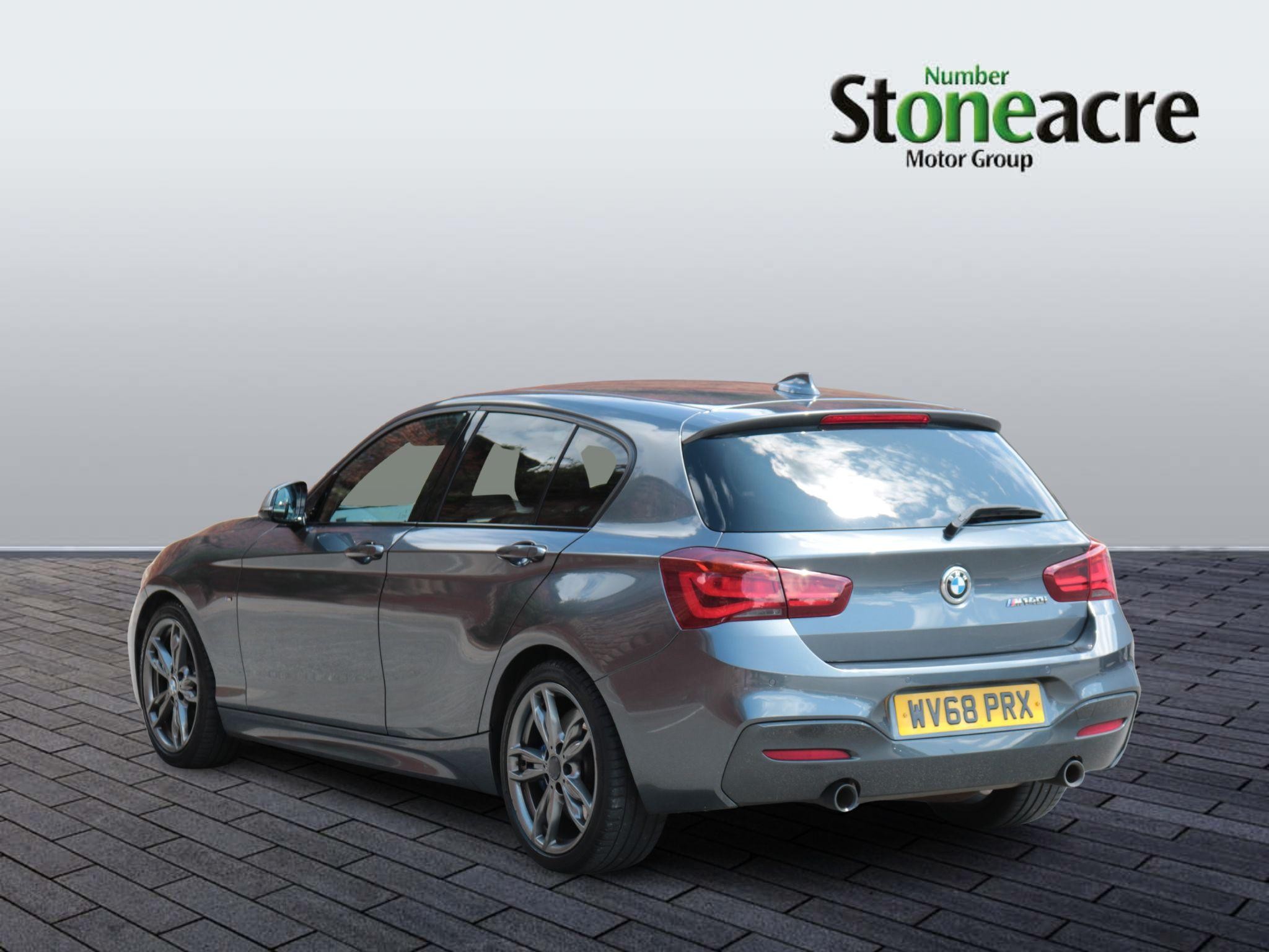 BMW 1 Series Image 4