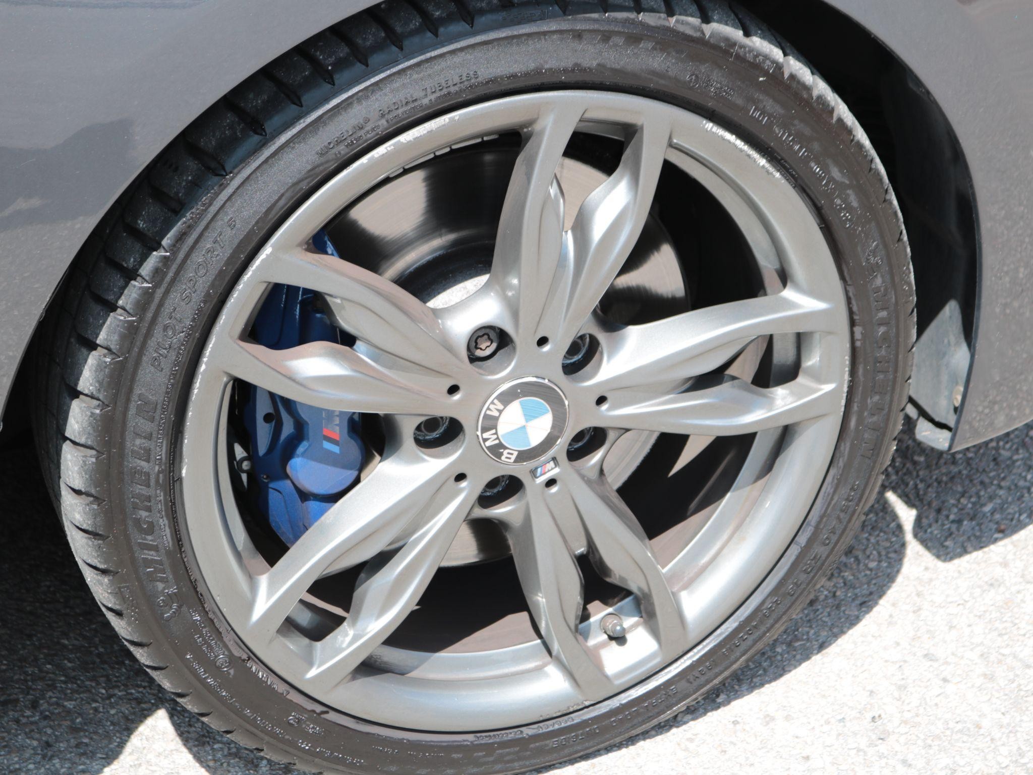 BMW 1 Series Image 9
