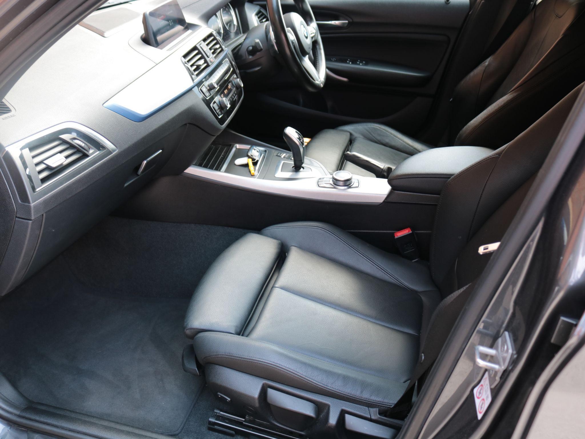 BMW 1 Series Image 13
