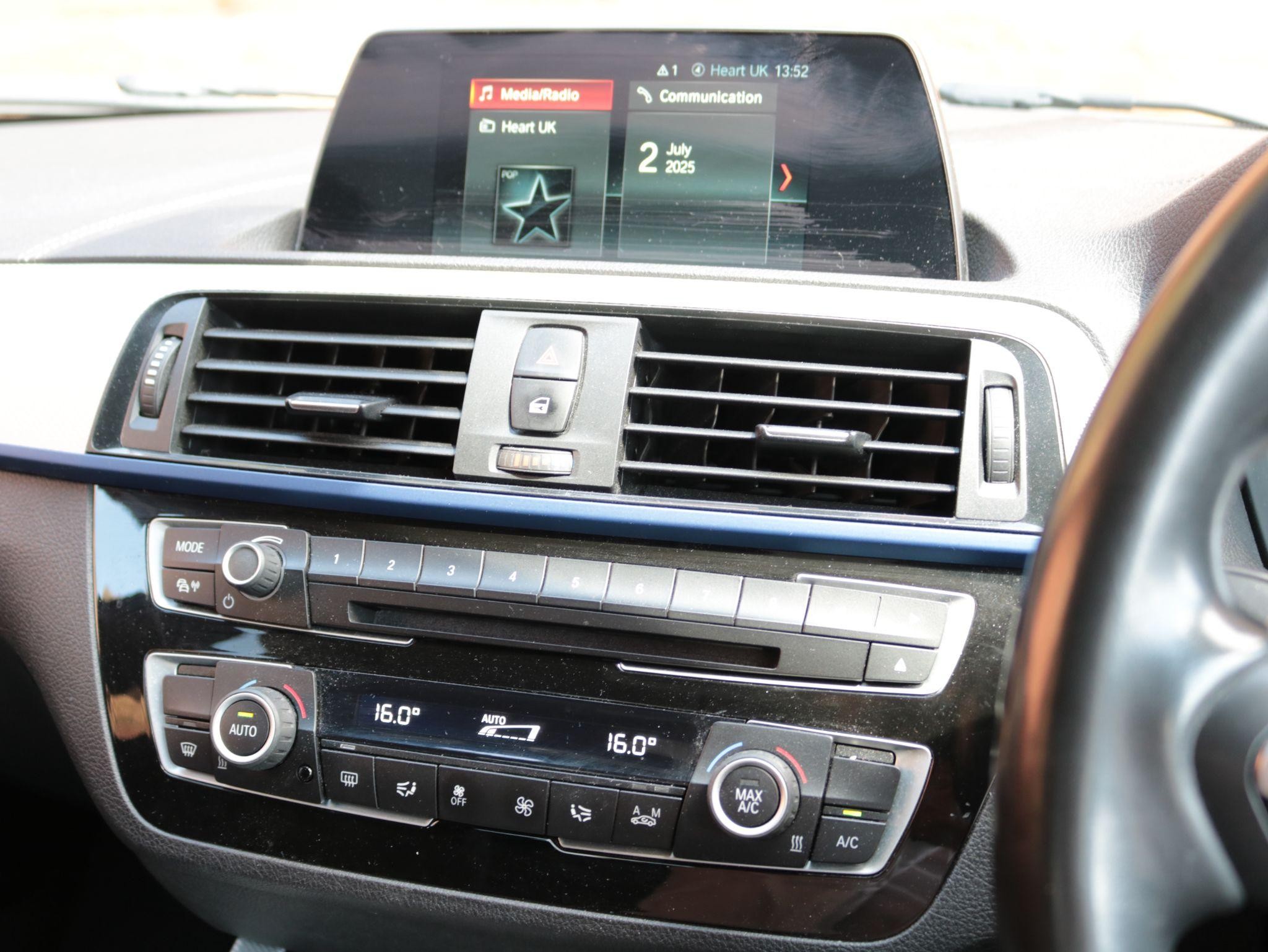 BMW 1 Series Image 16