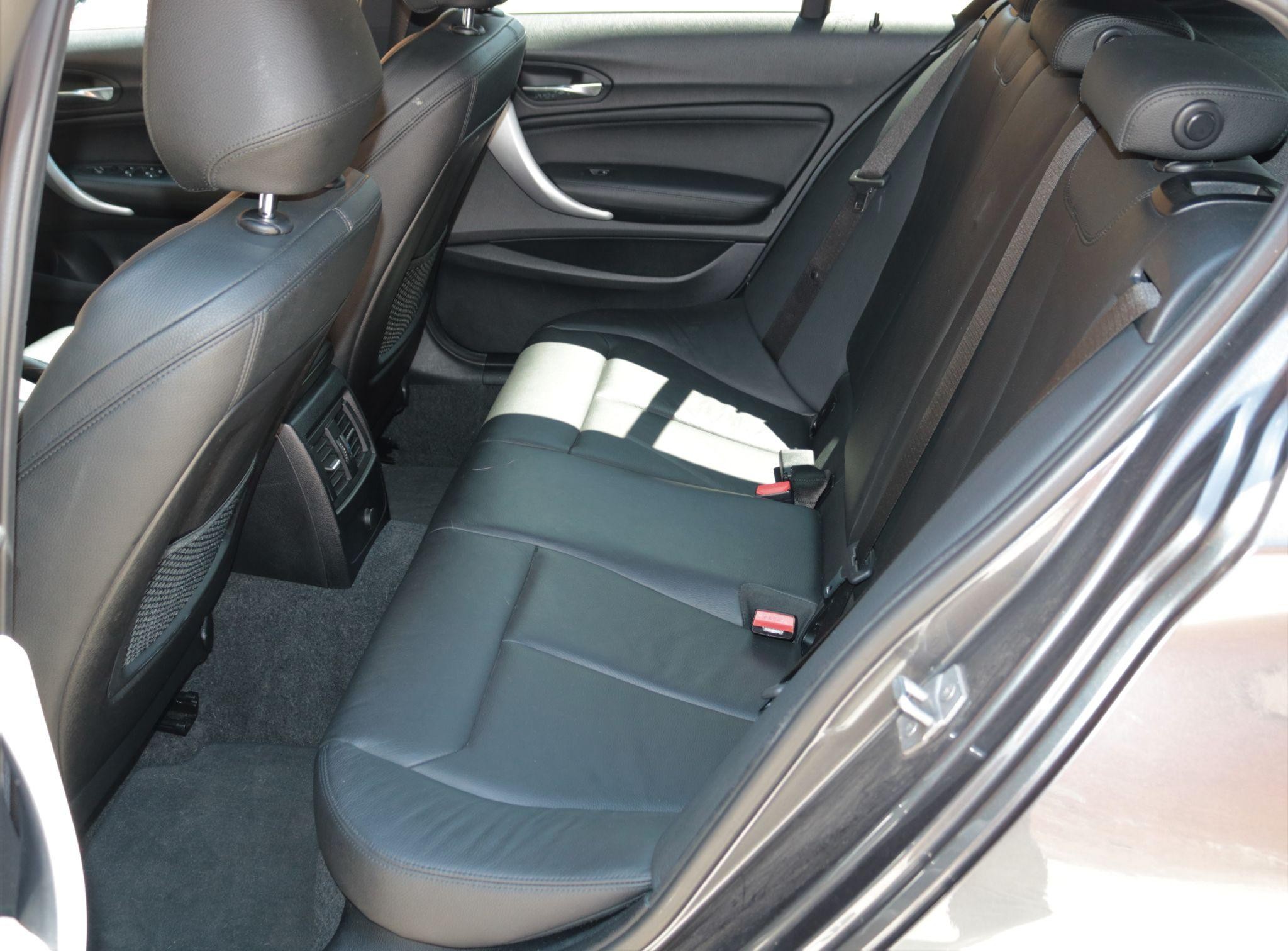 BMW 1 Series Image 25