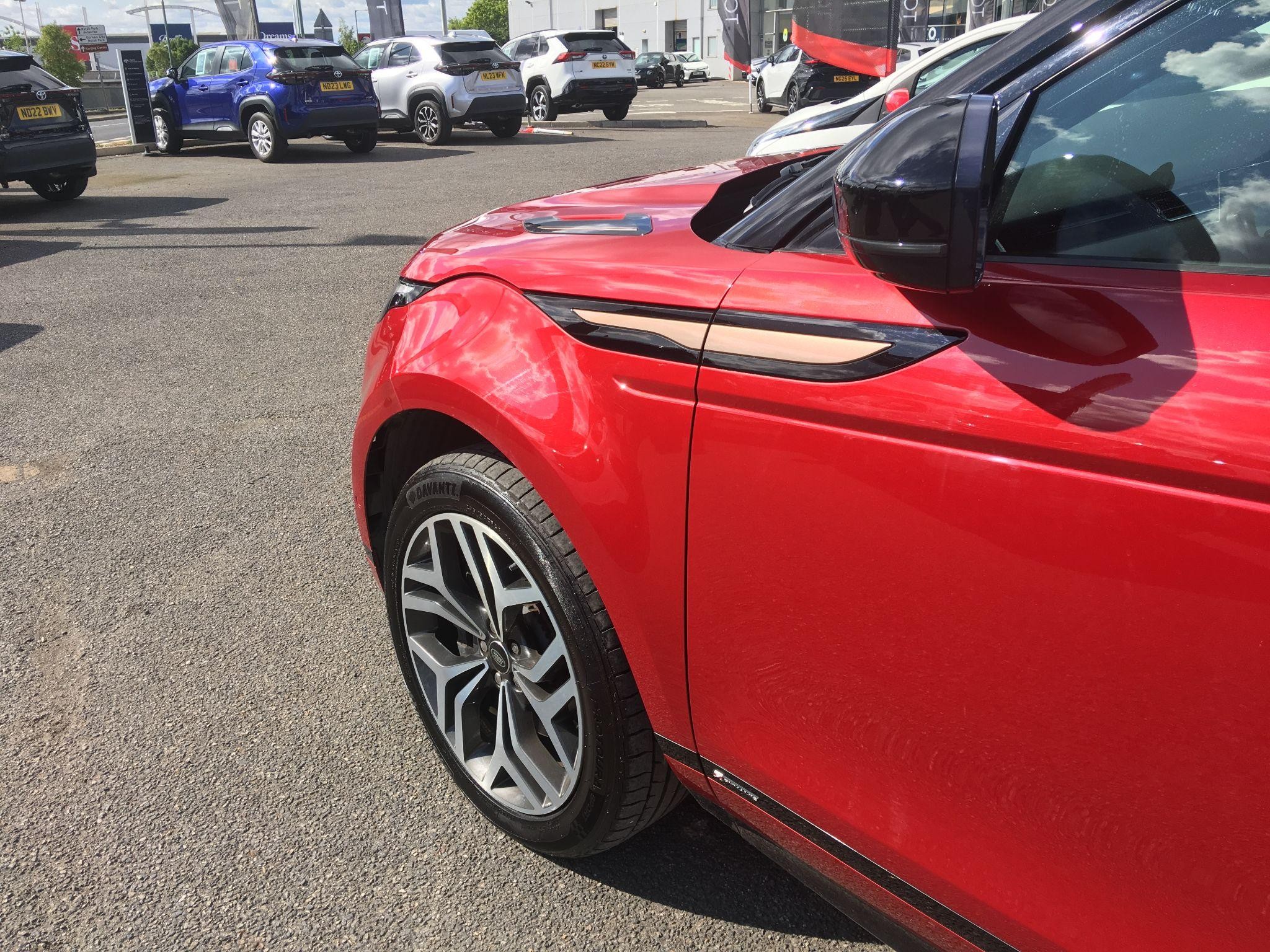 Land Rover Range Rover Evoque Image 22