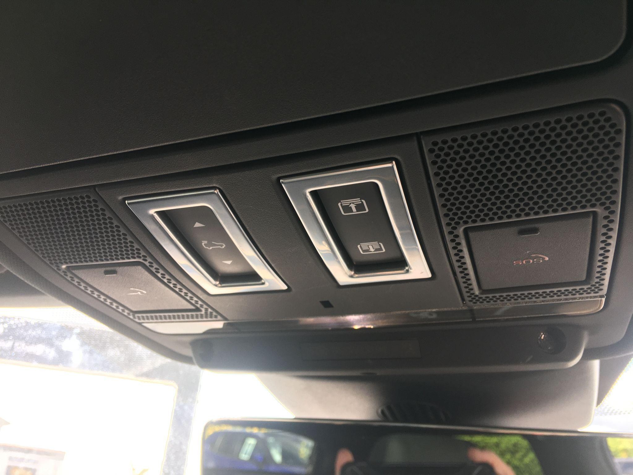 Land Rover Range Rover Evoque Image 46