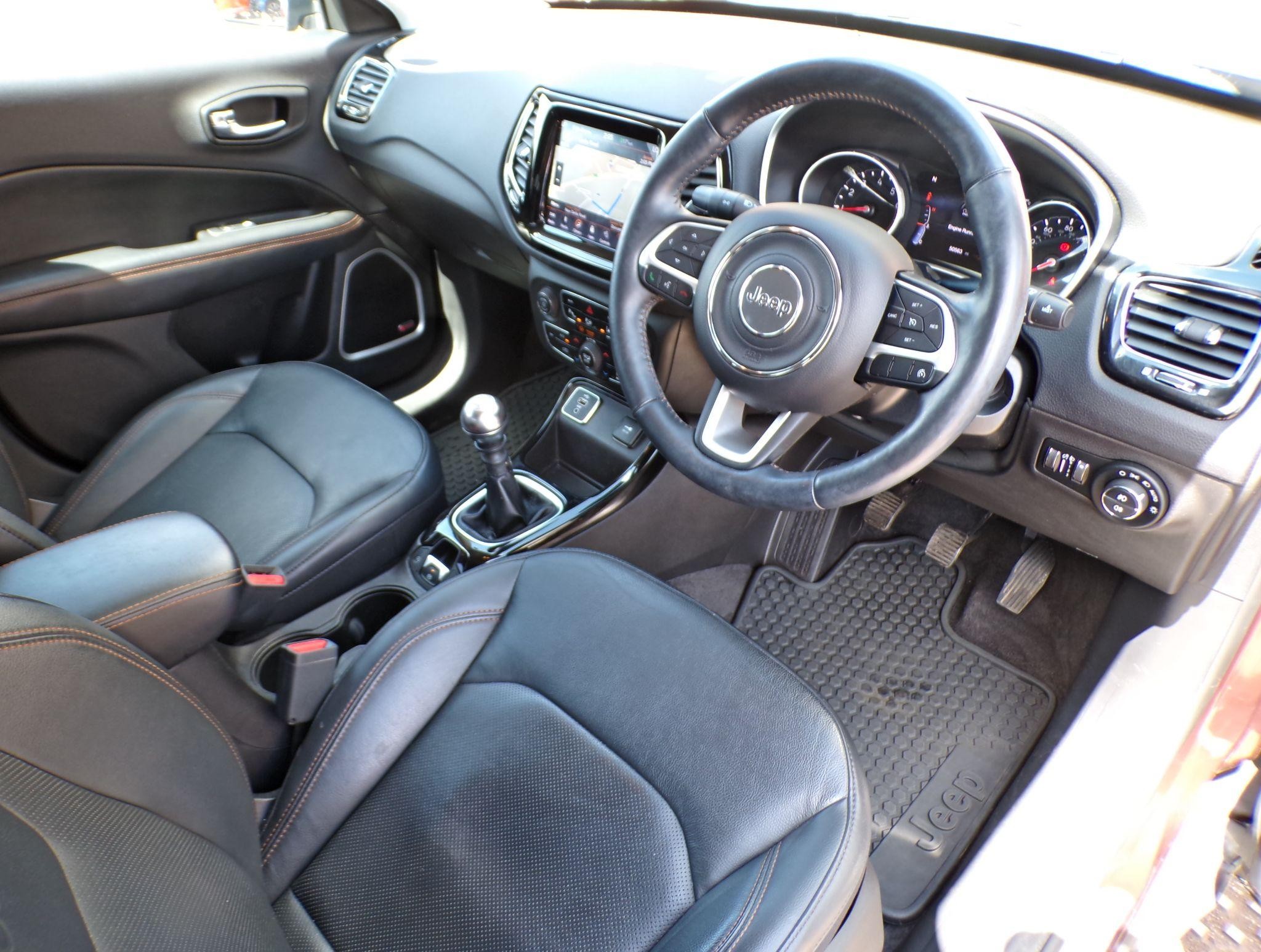 Jeep Compass Image 11