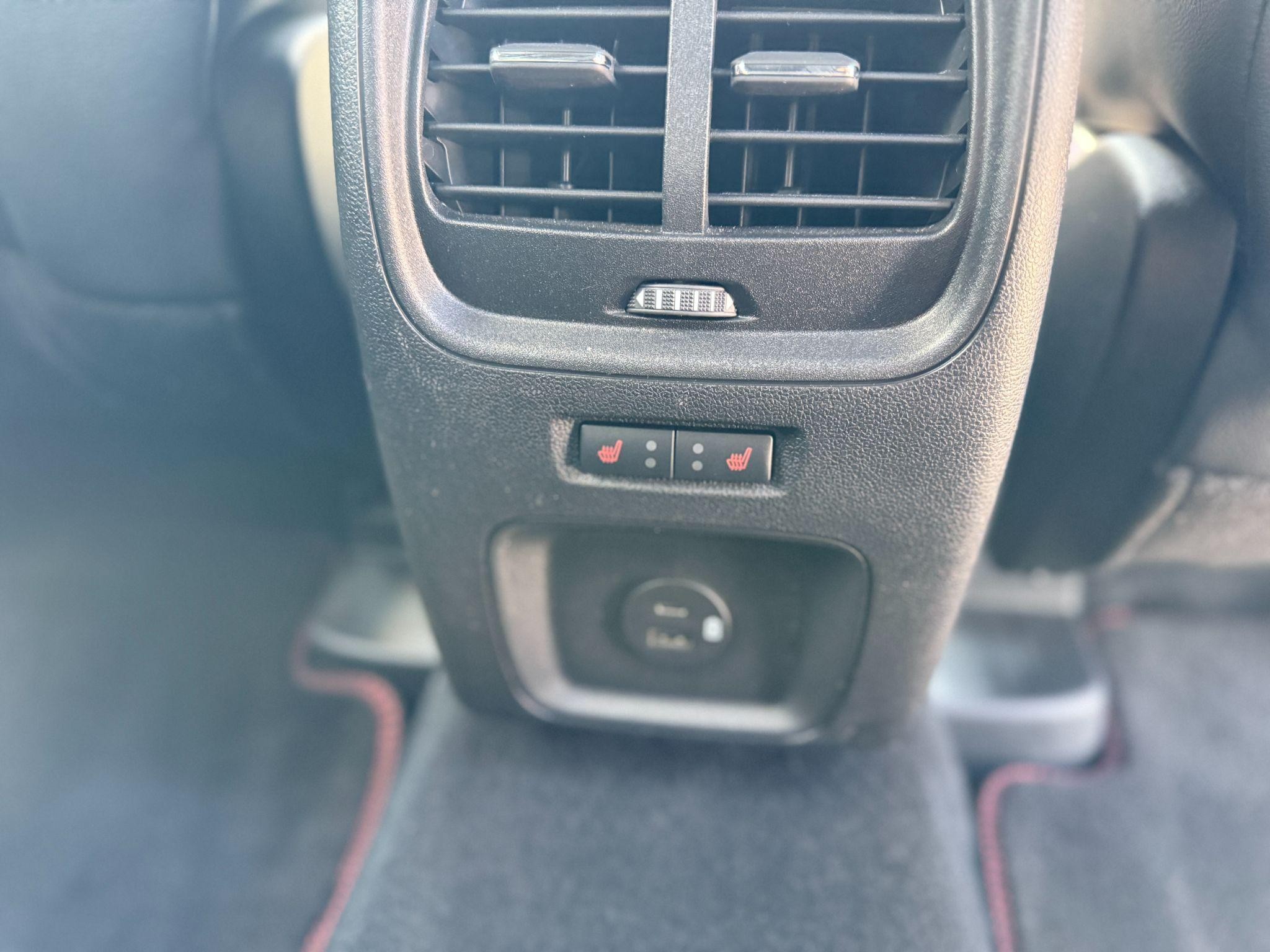 Ford Kuga Image 16