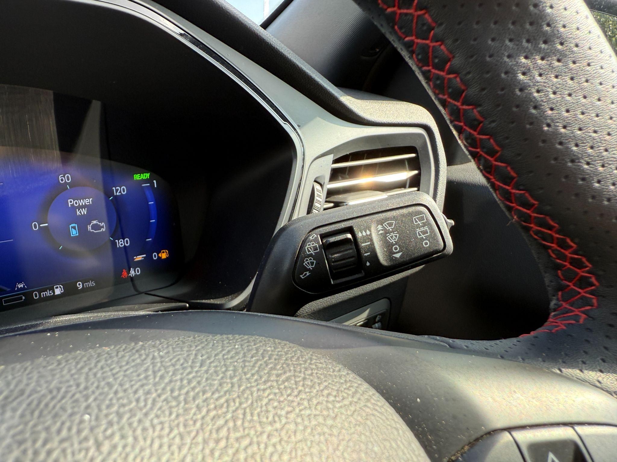 Ford Kuga Image 18