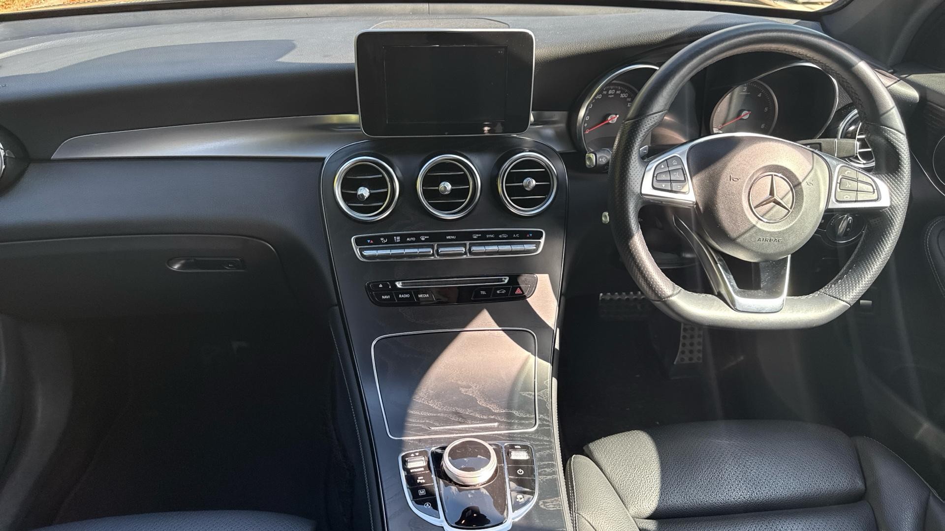 Mercedes-Benz GLC Image 5