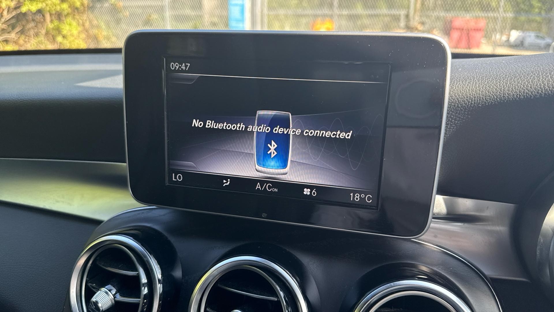 Mercedes-Benz GLC Image 15