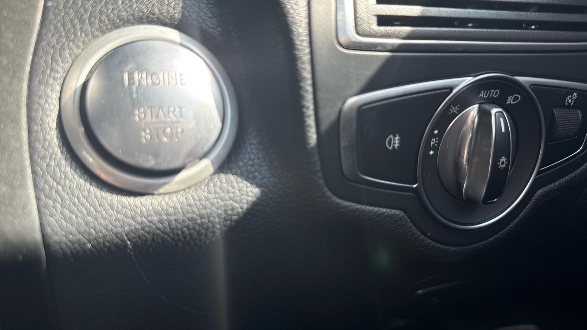 Mercedes-Benz GLC Image 21