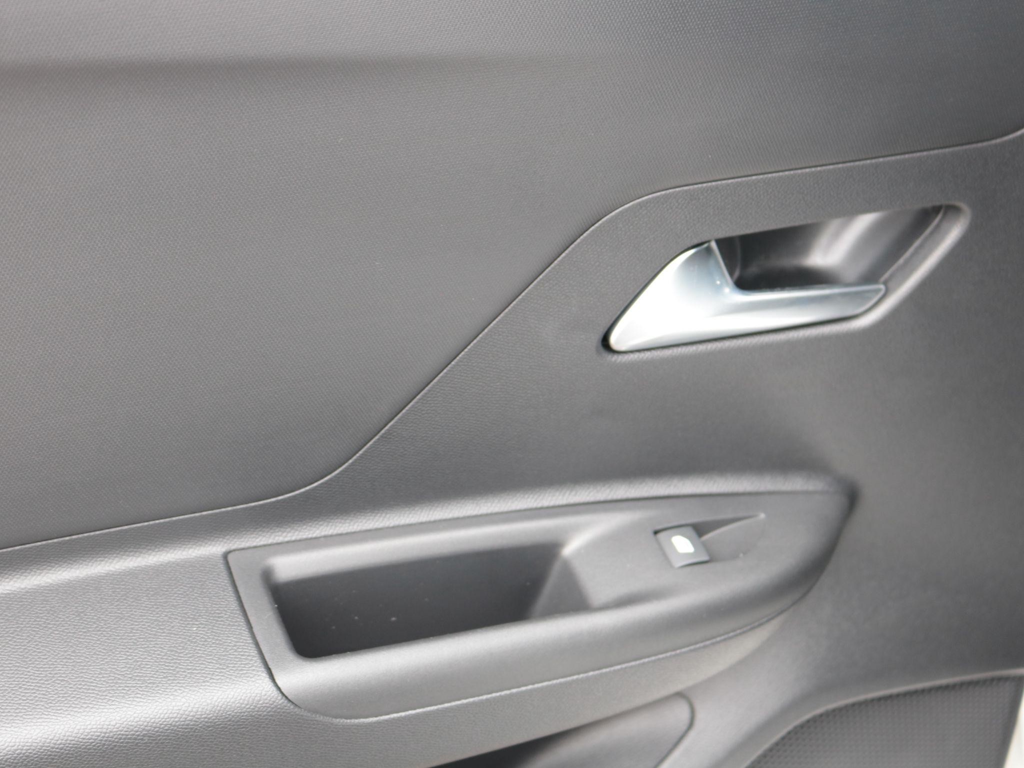 Vauxhall Mokka Electric Image 23