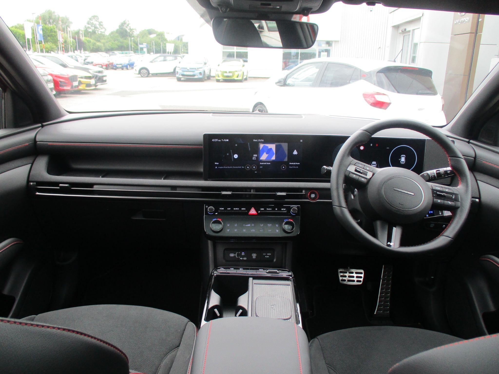Hyundai TUCSON Image 13