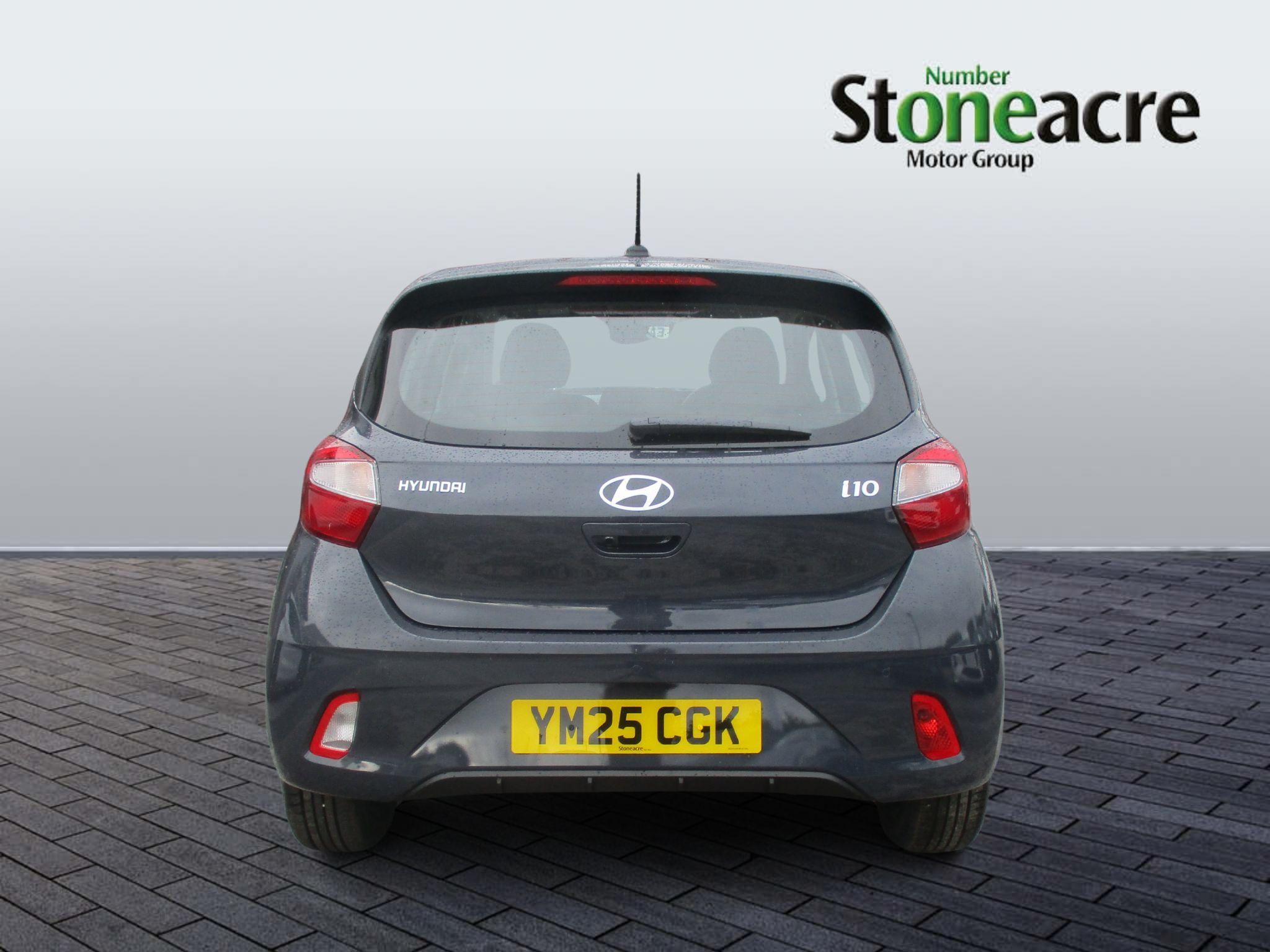Hyundai i10 Image 6