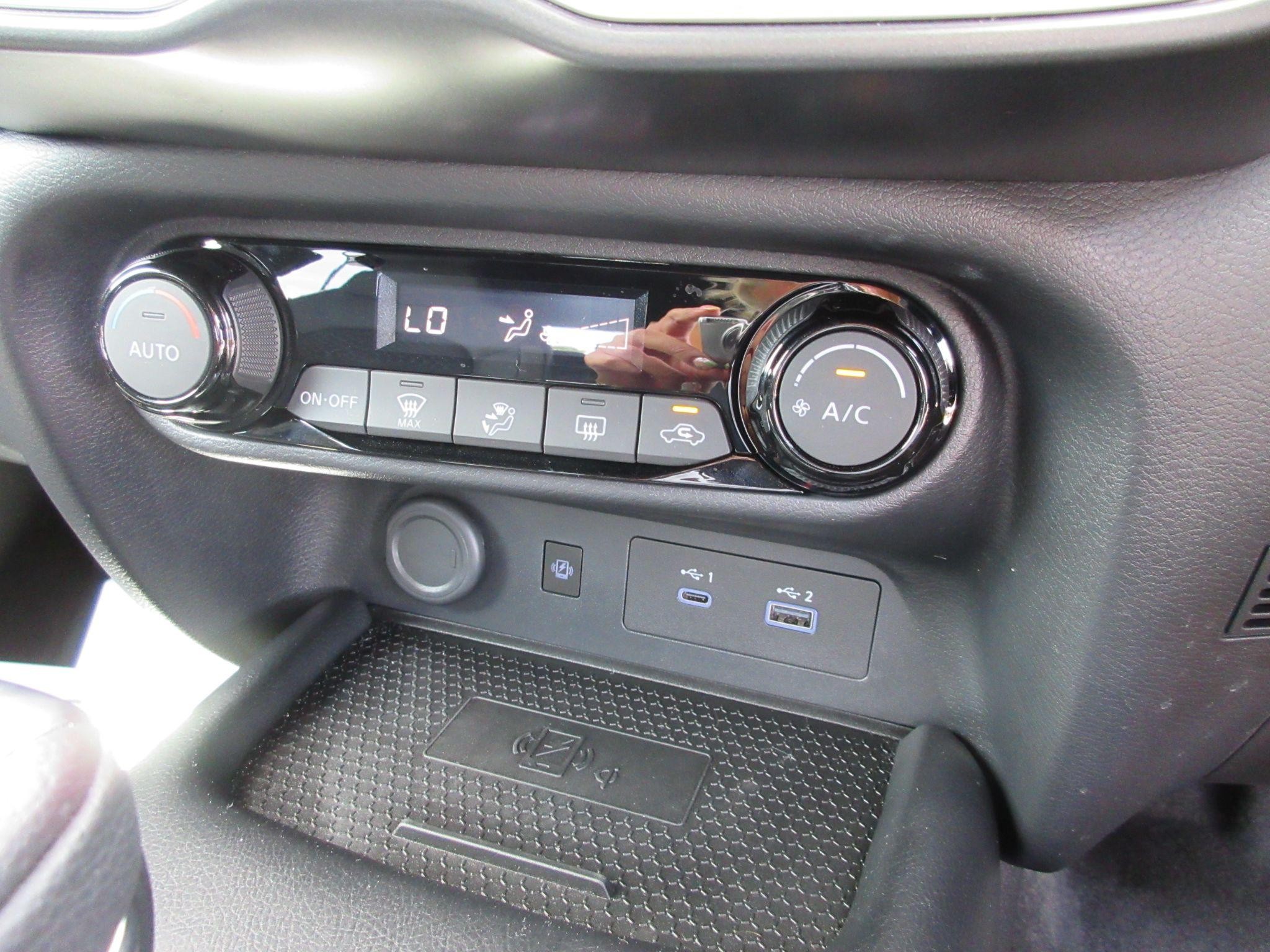 Nissan Juke Image 32