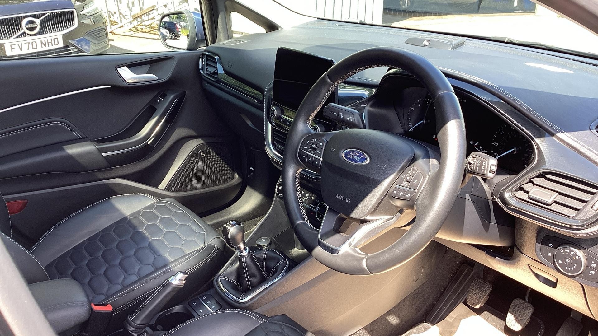 Ford Fiesta Image 4