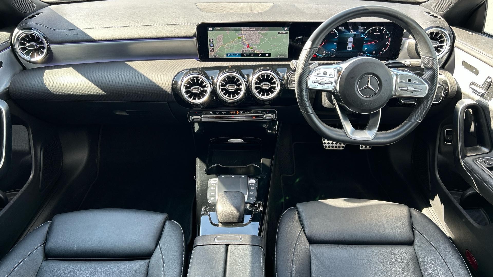 Mercedes-Benz CLA Class Image 5