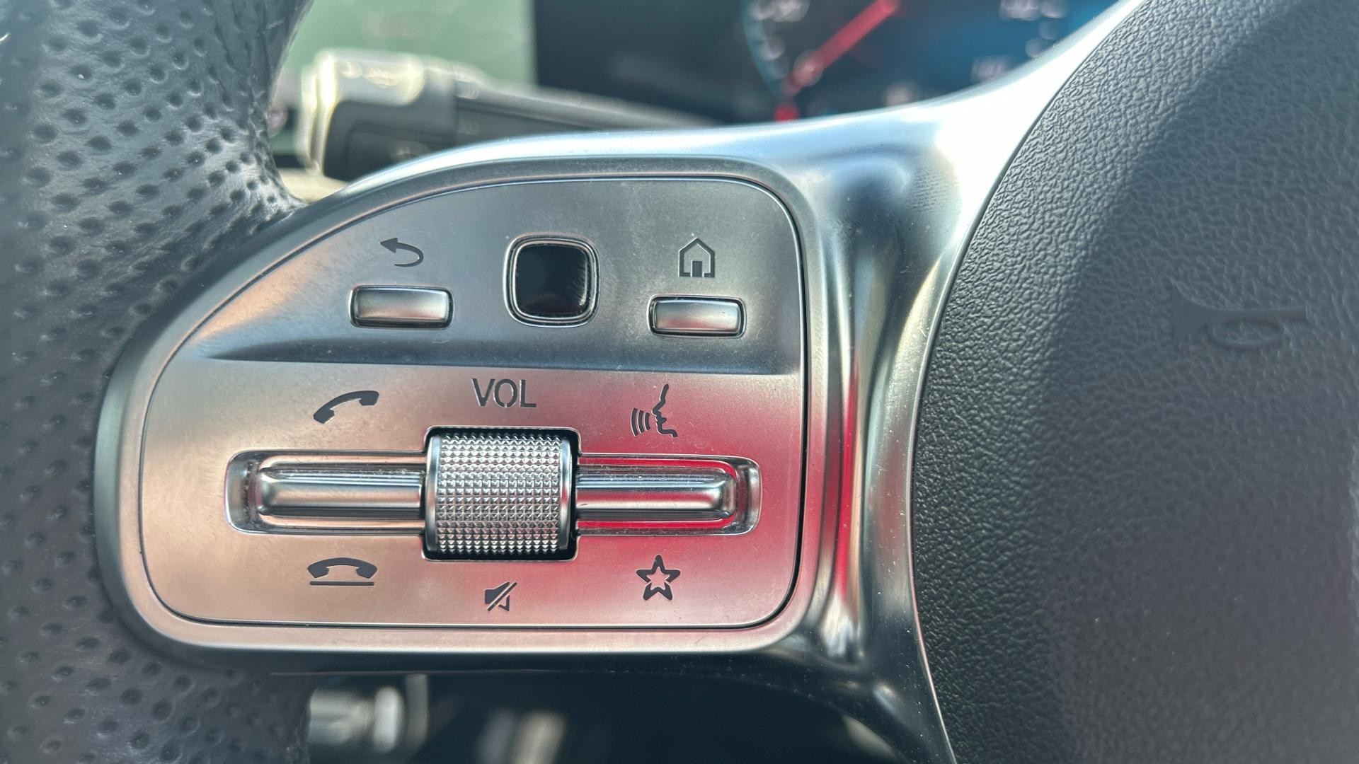 Mercedes-Benz CLA Class Image 19