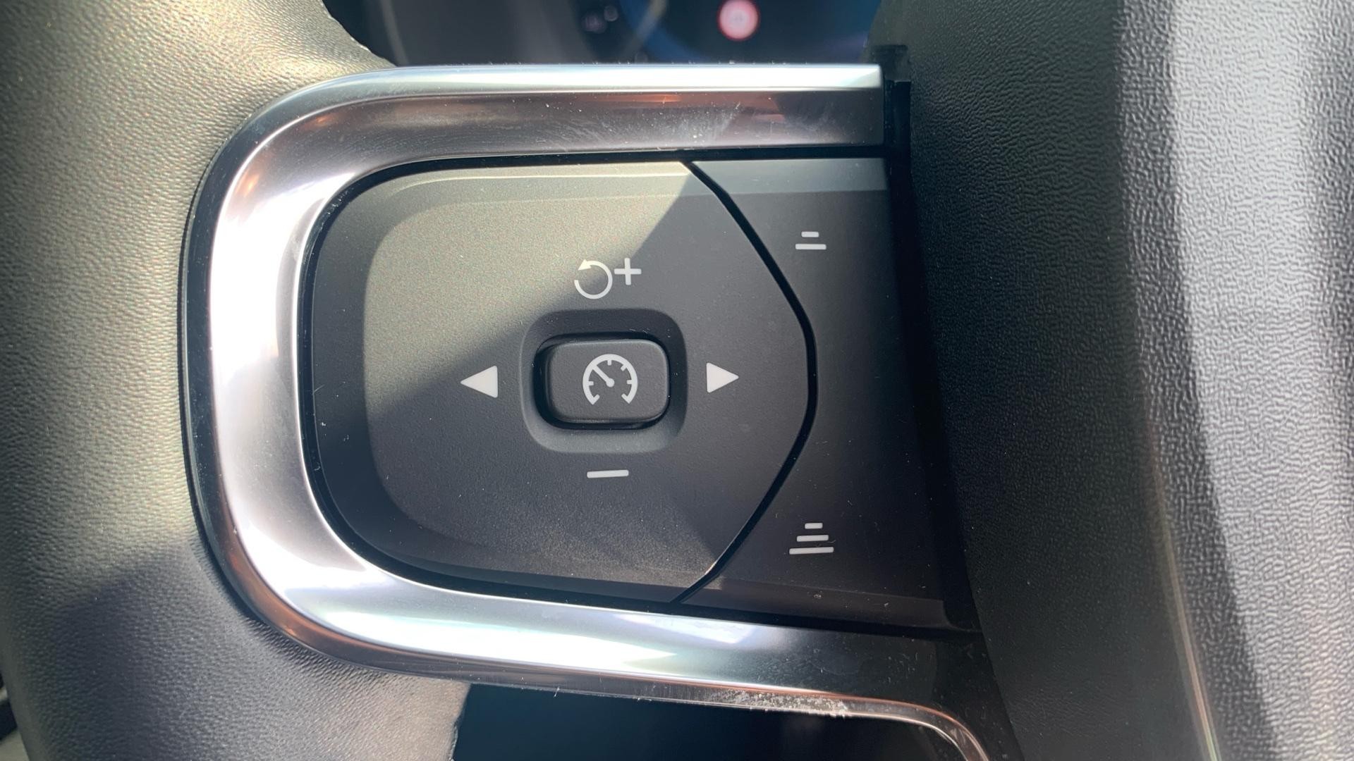 Volvo XC40 Image 21