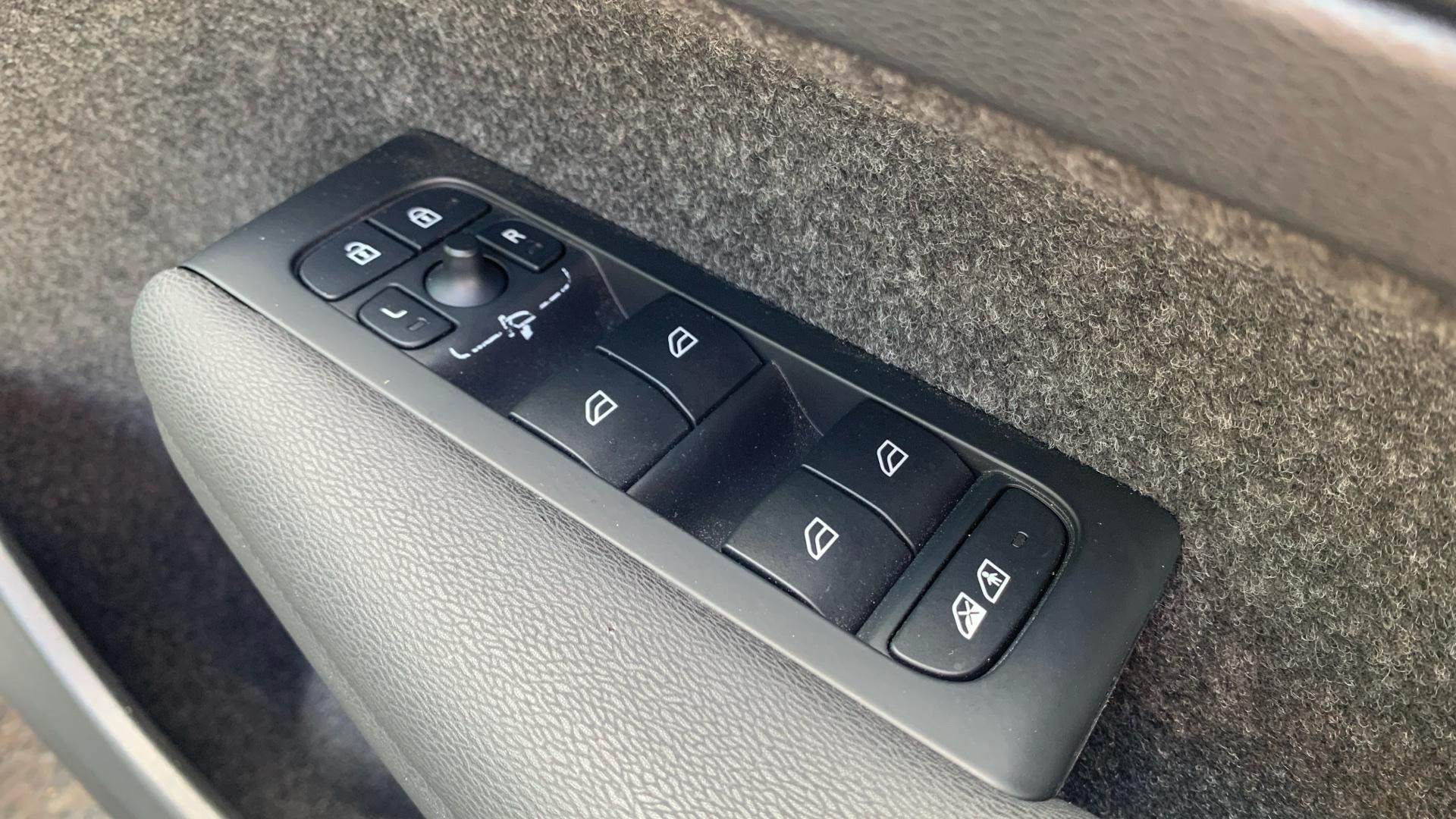 Volvo XC40 Image 24