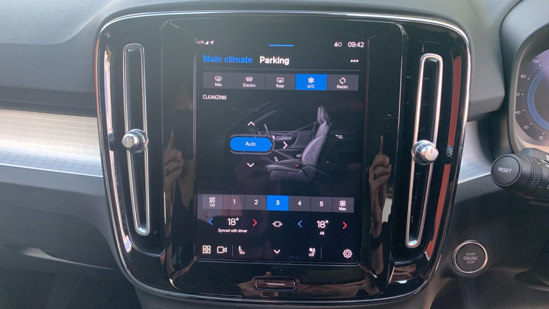 Volvo XC40 Image 31
