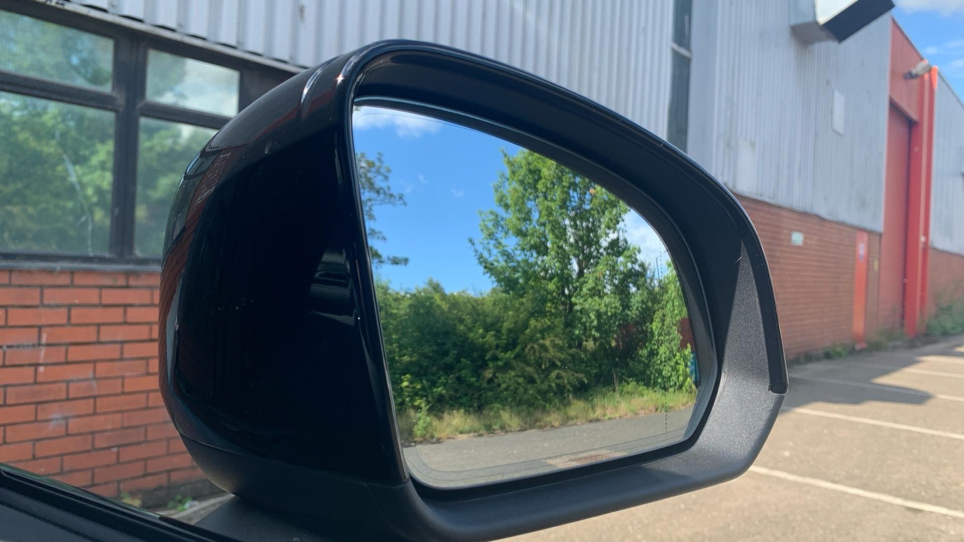 Volvo XC40 Image 32