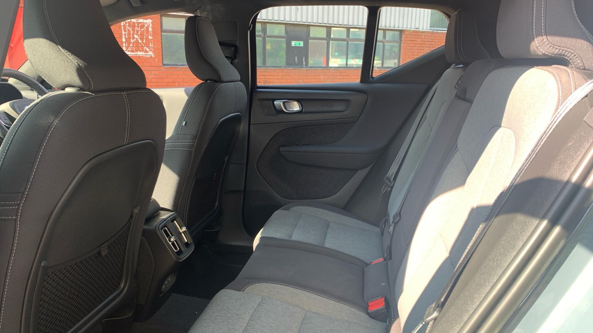 Volvo XC40 Image 33