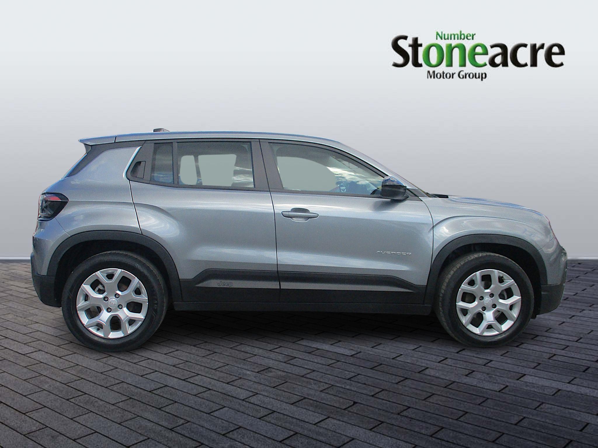 Jeep Avenger Image 8