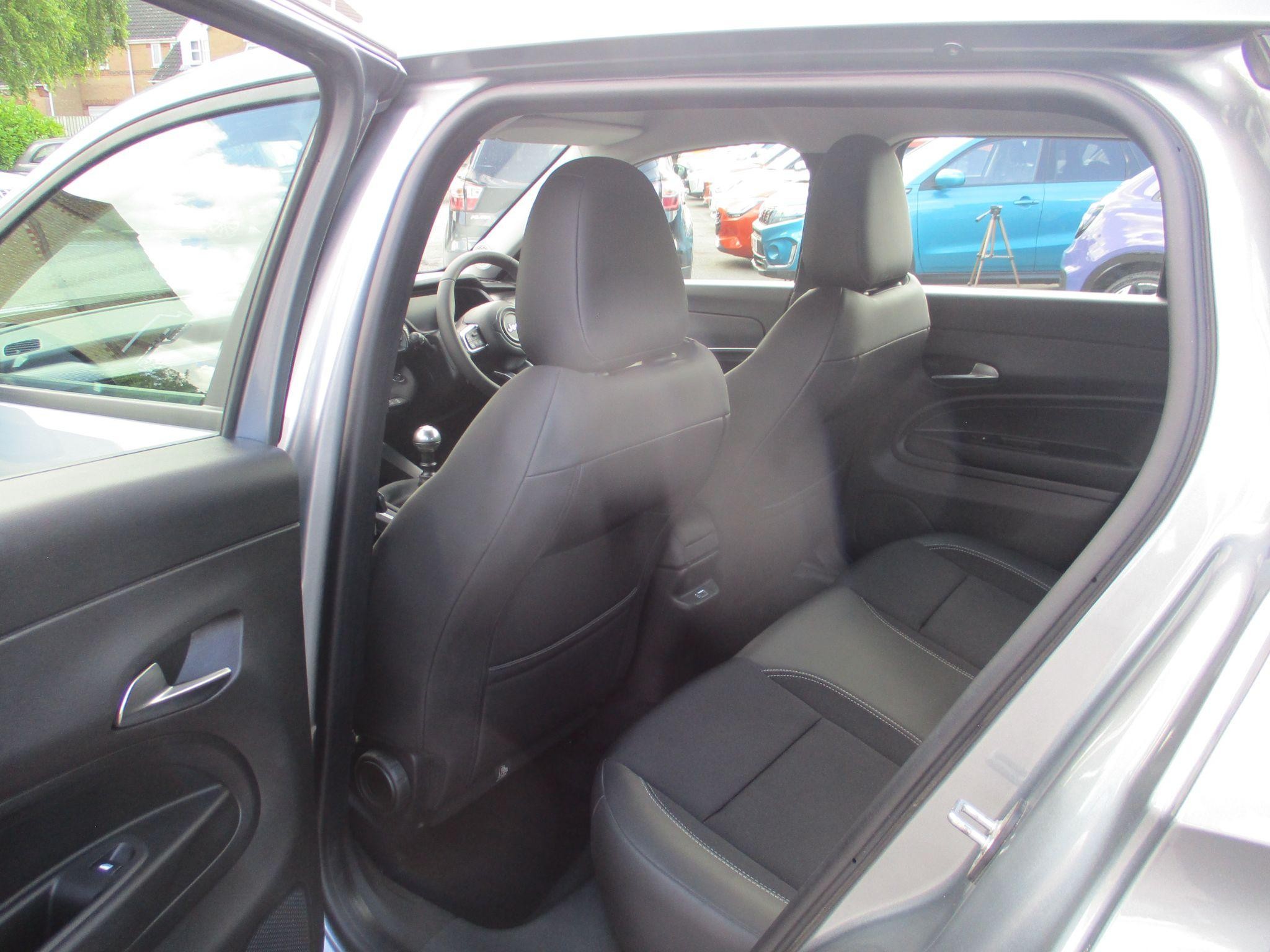 Jeep Avenger Image 15