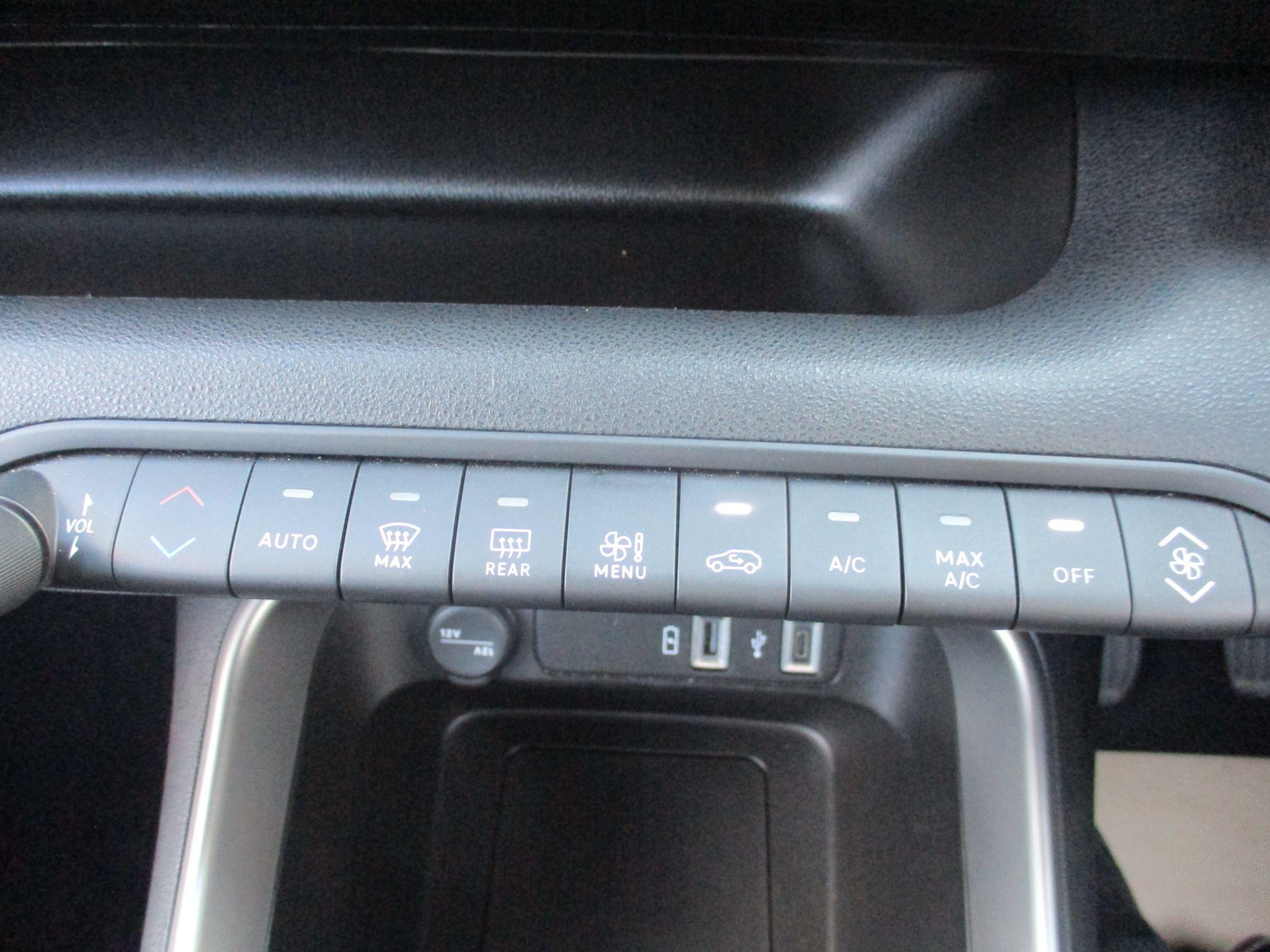 Jeep Avenger Image 35