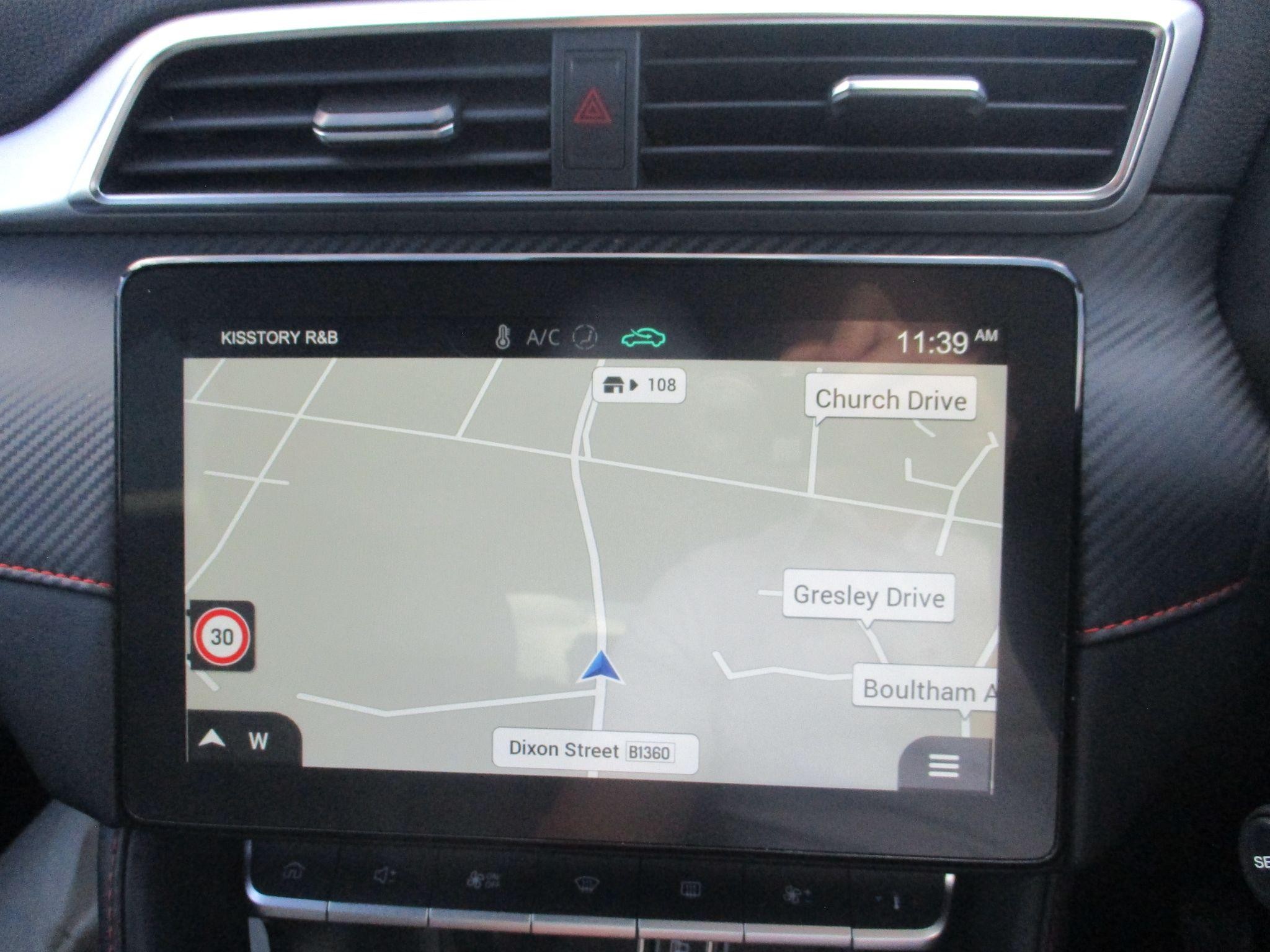 MG ZS Image 18