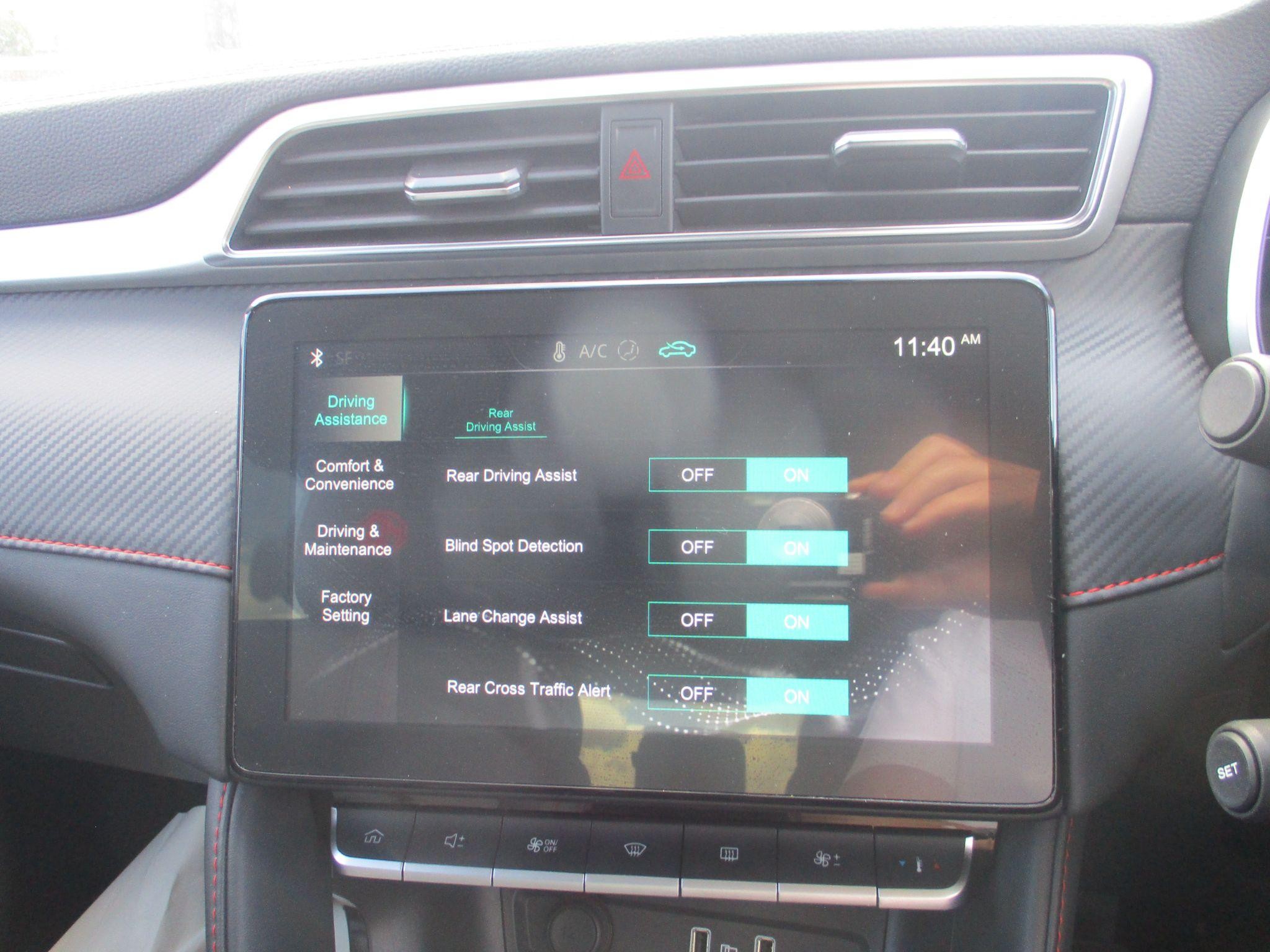 MG ZS Image 22