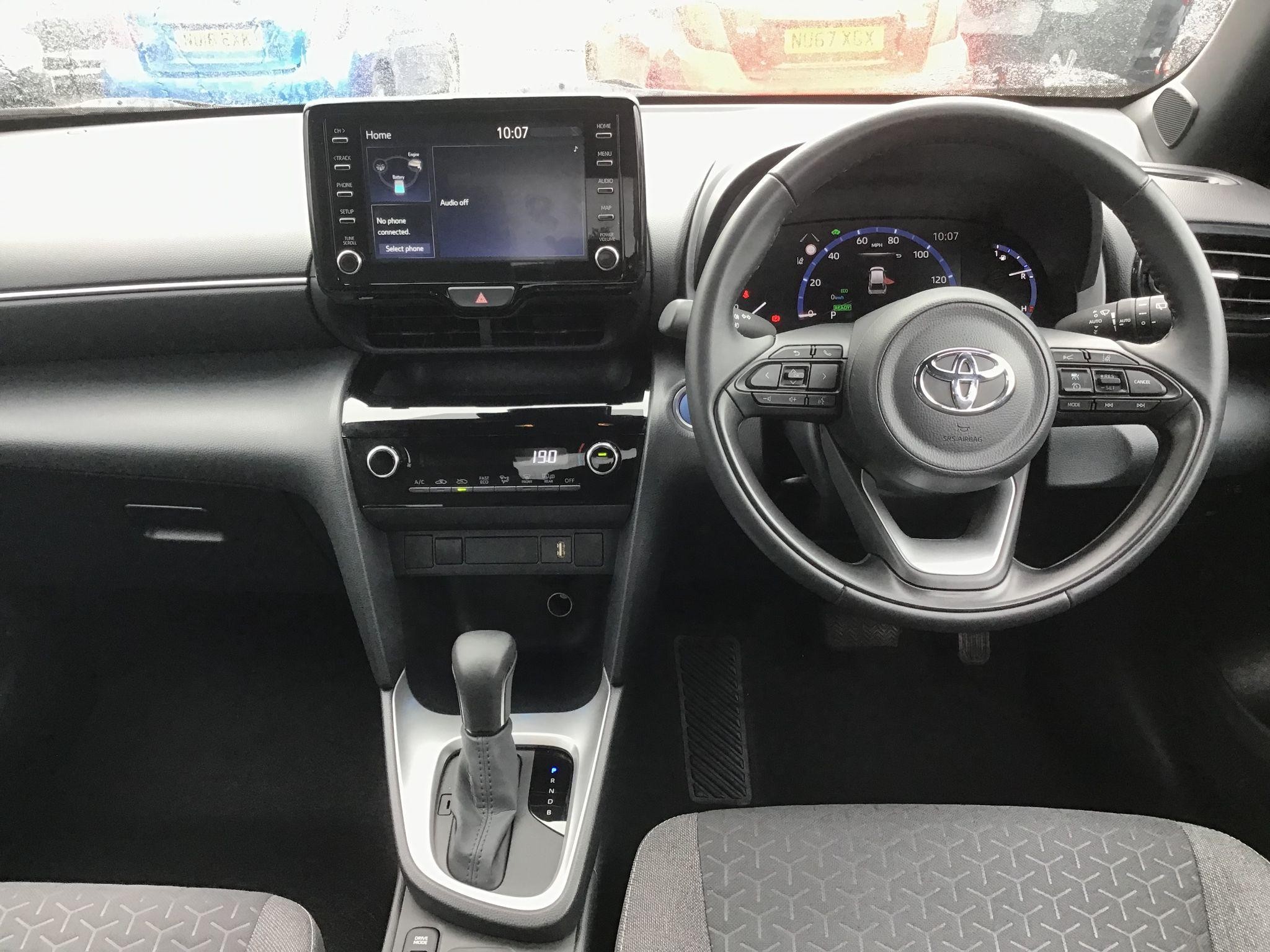 Toyota Yaris Cross Image 14