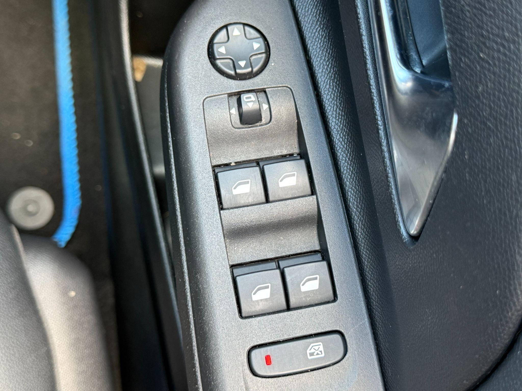 Vauxhall Corsa Image 18