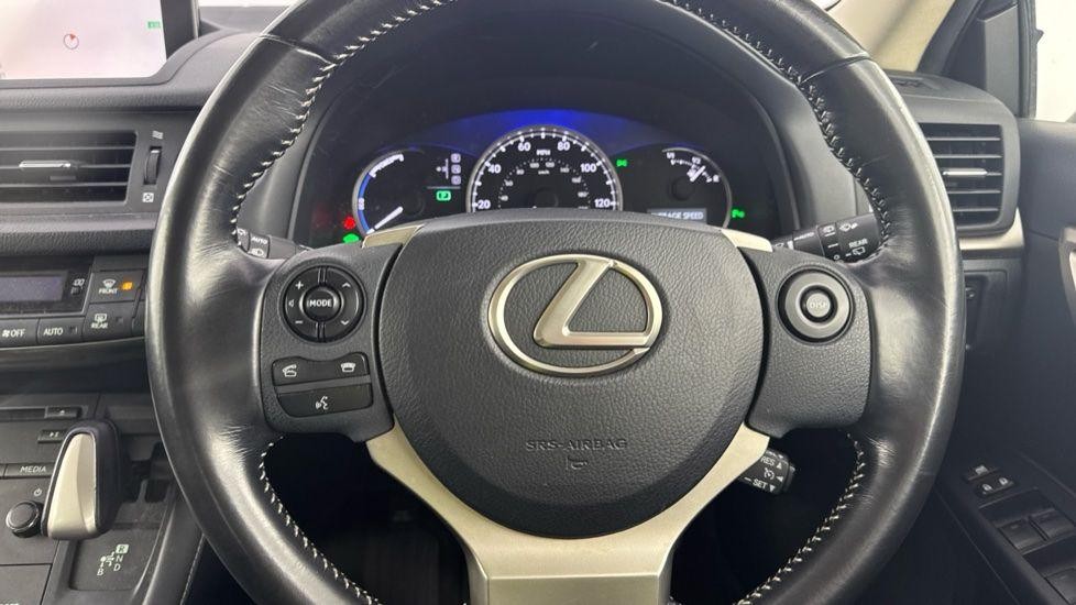 Lexus CT Image 10