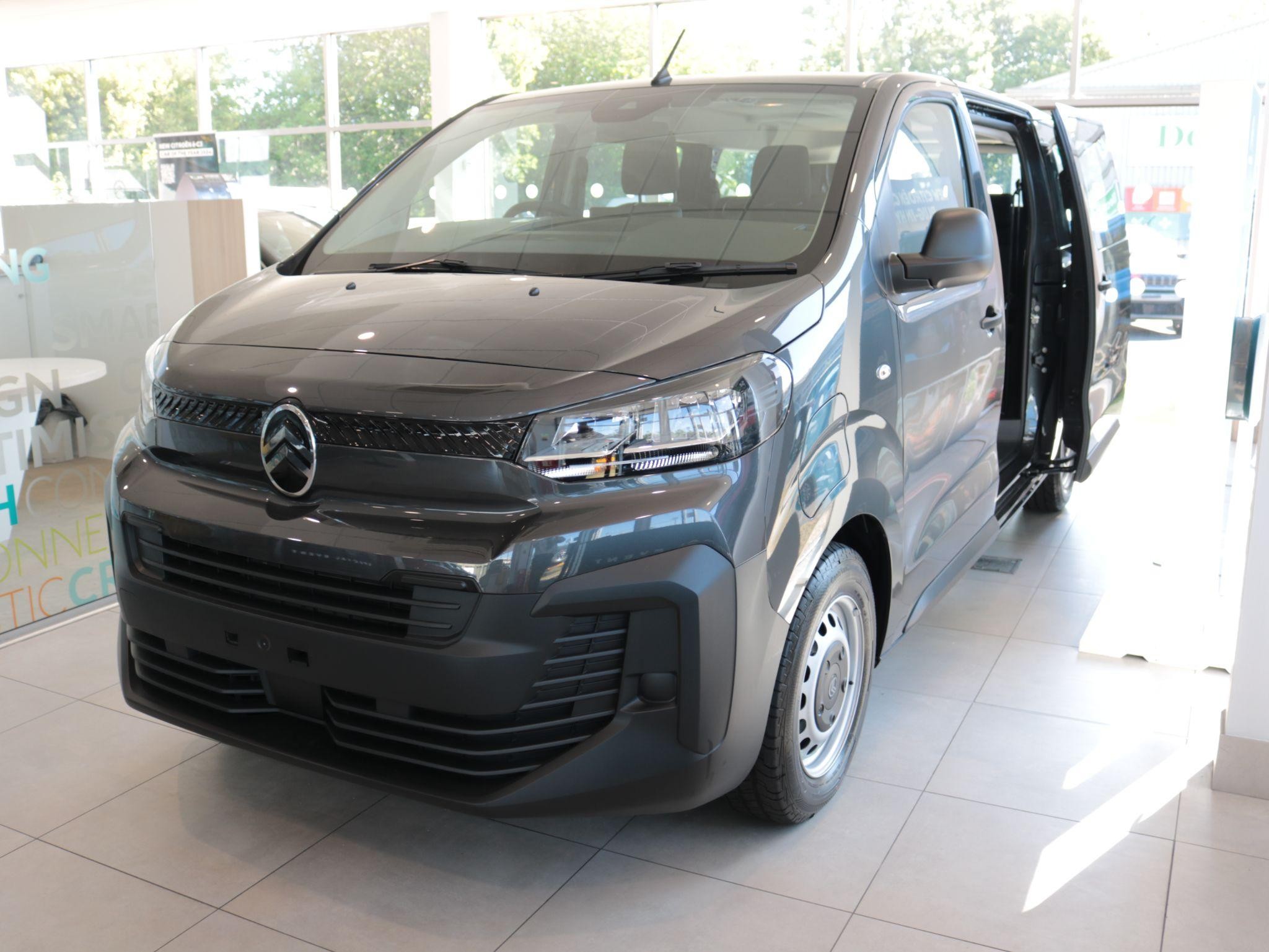 Citroen e-SpaceTourer Image 3