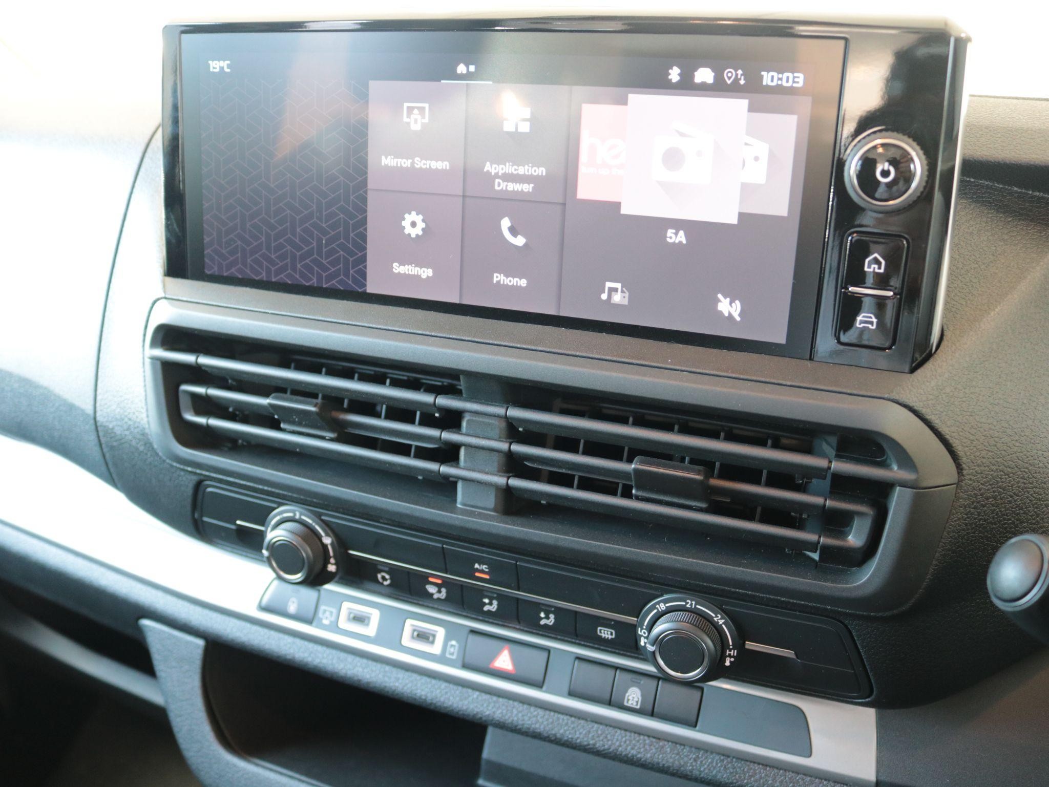 Citroen e-SpaceTourer Image 13