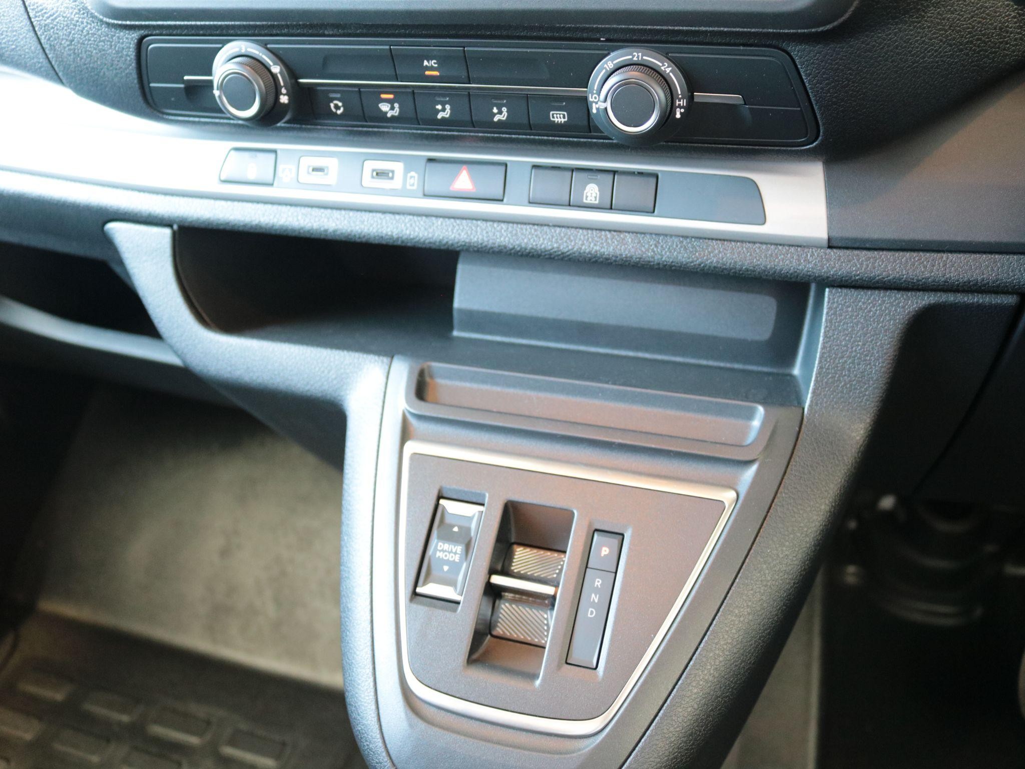 Citroen e-SpaceTourer Image 16