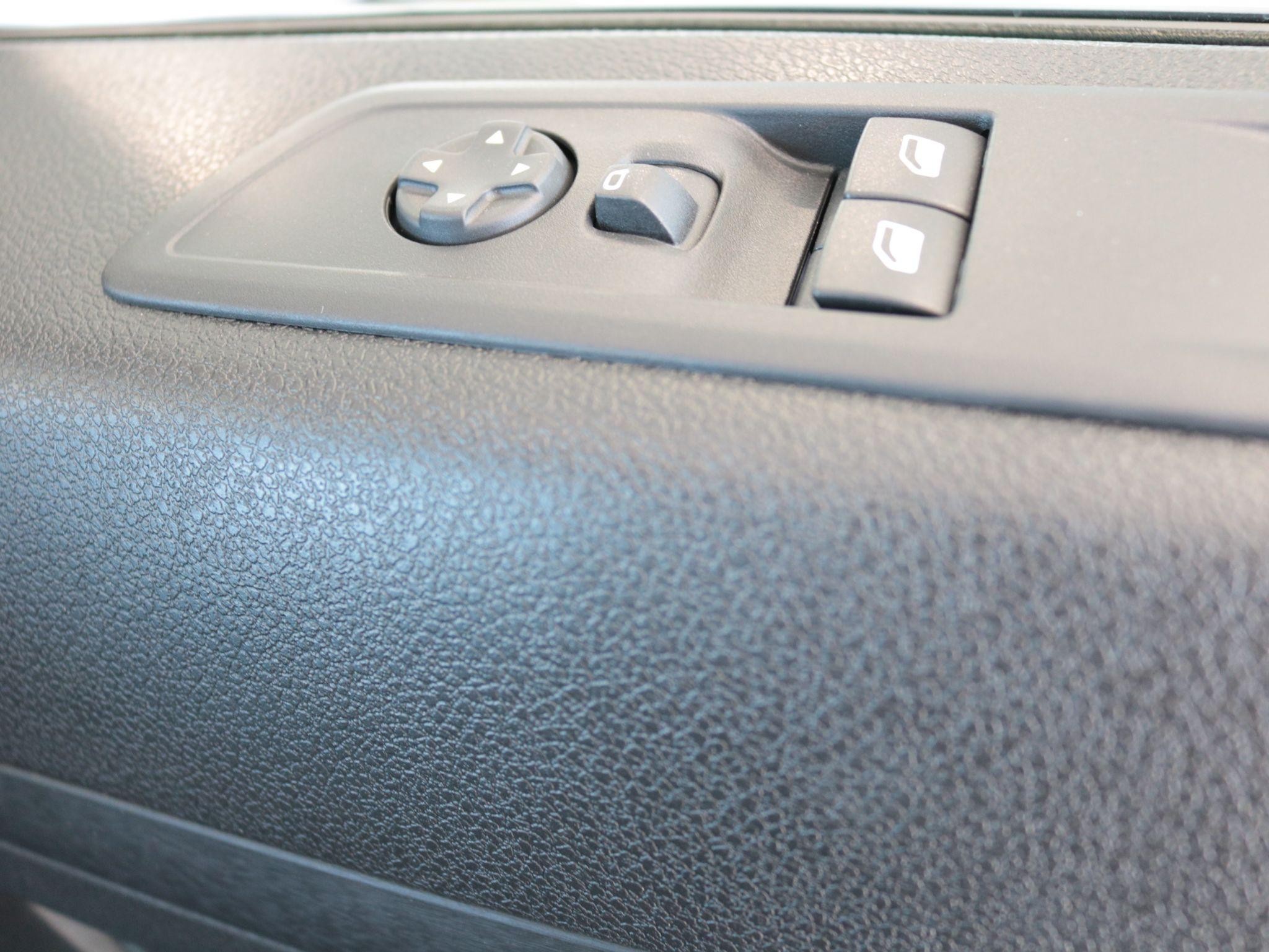 Citroen e-SpaceTourer Image 18